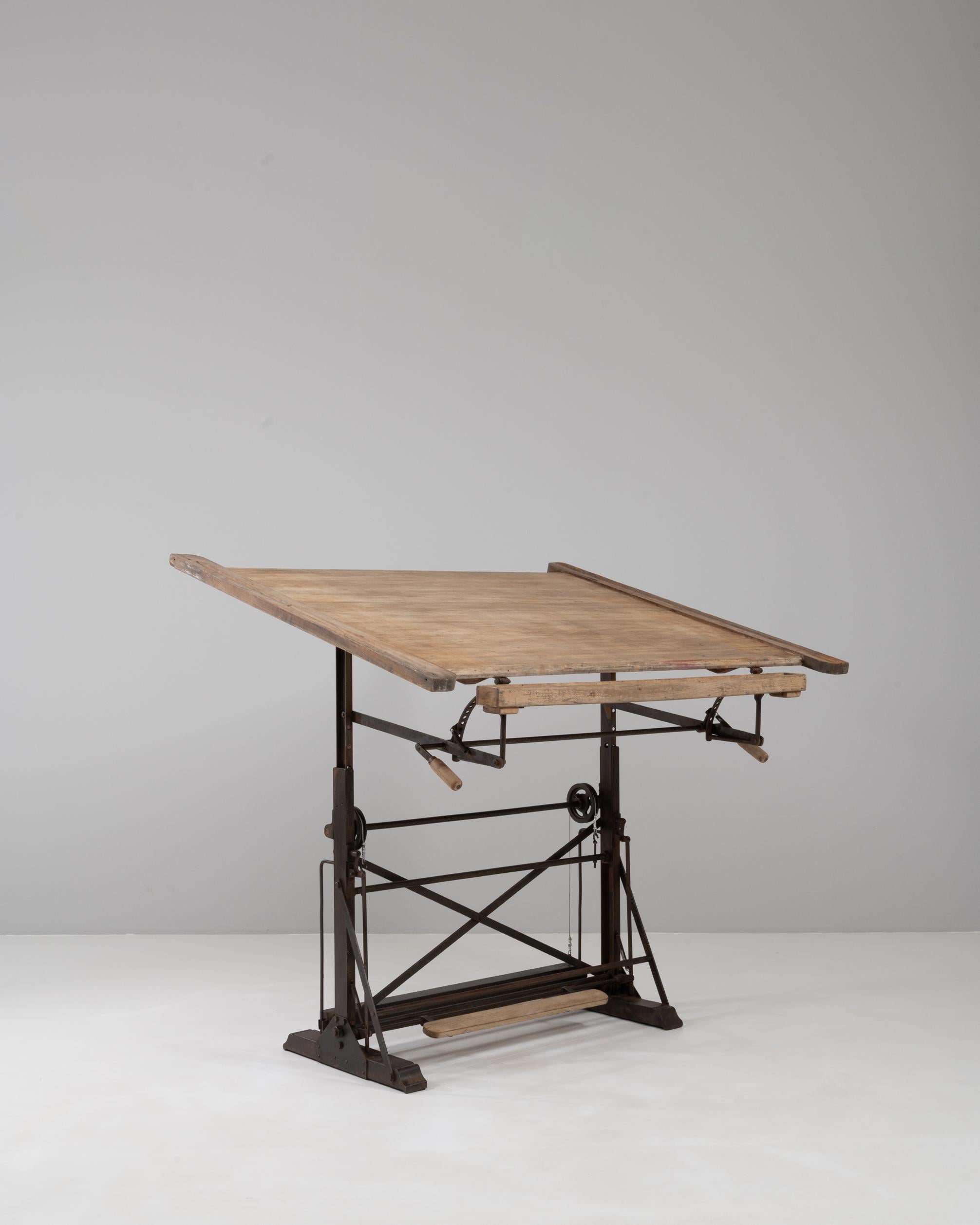 Table à dessin industrielle belge du 20e siècle en vente 3