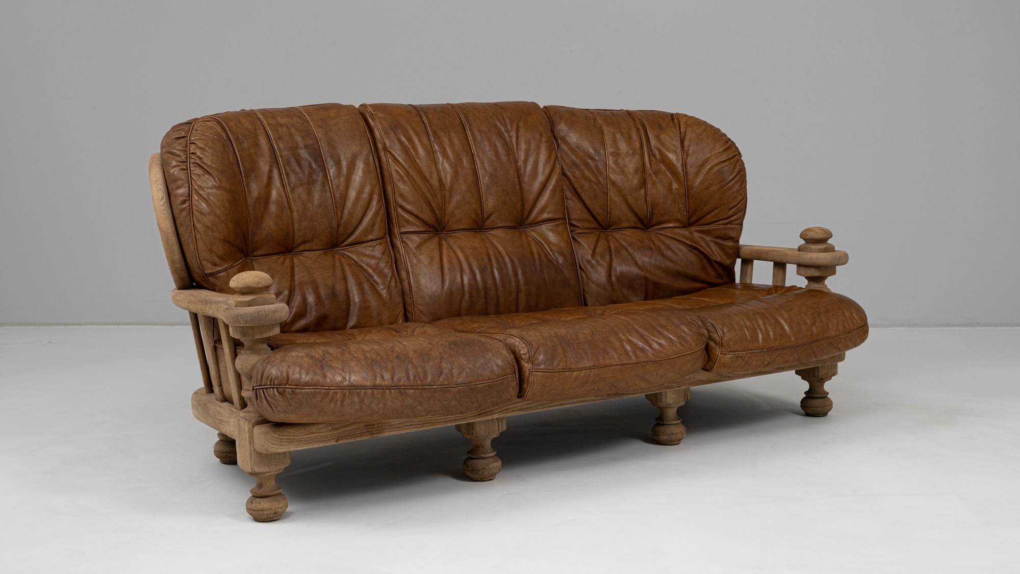 Cuir Canapé en cuir belge du 20e siècle en vente