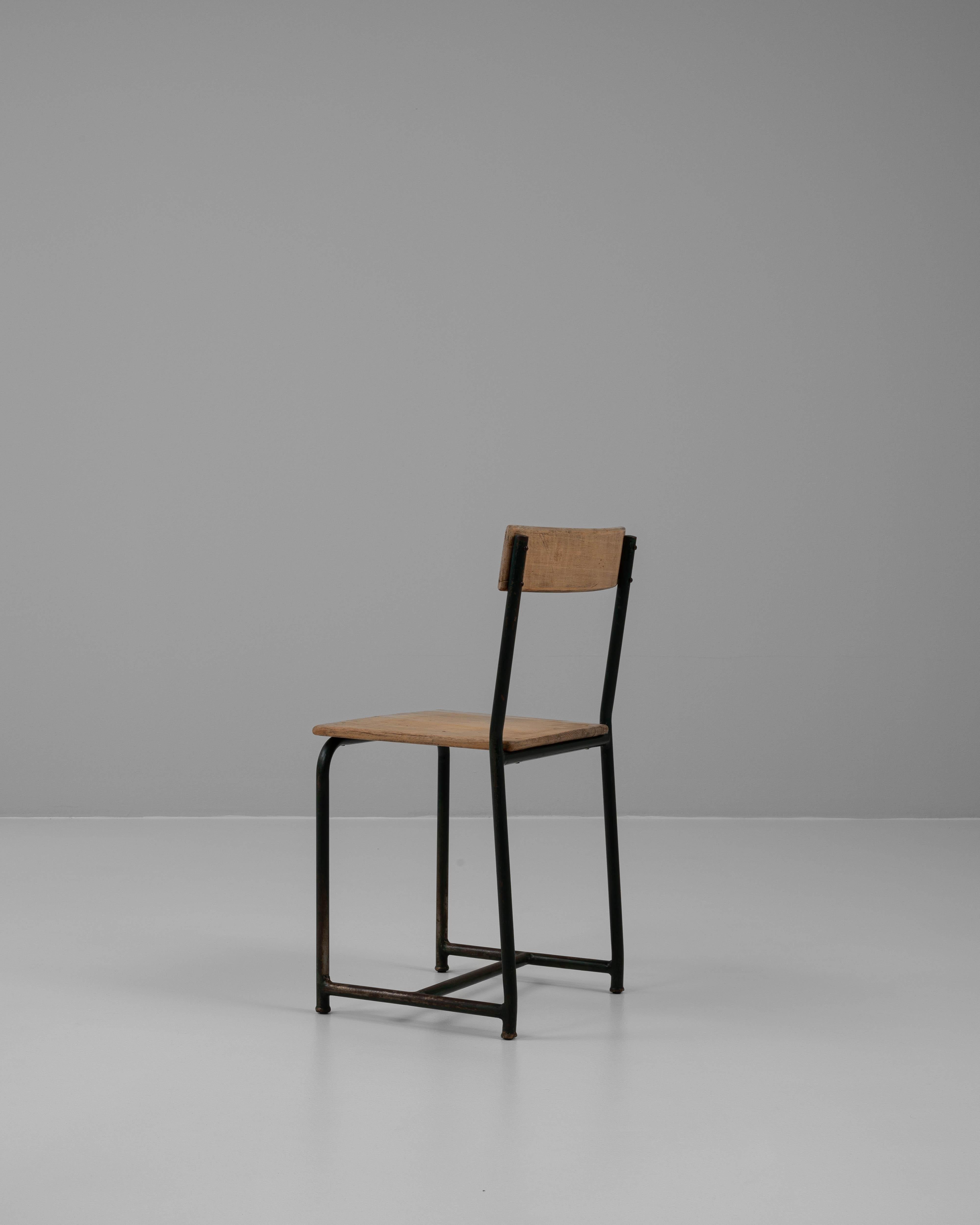 20th Century Belgian Metal Chair With Wooden Seat & Back In Good Condition For Sale In High Point, NC