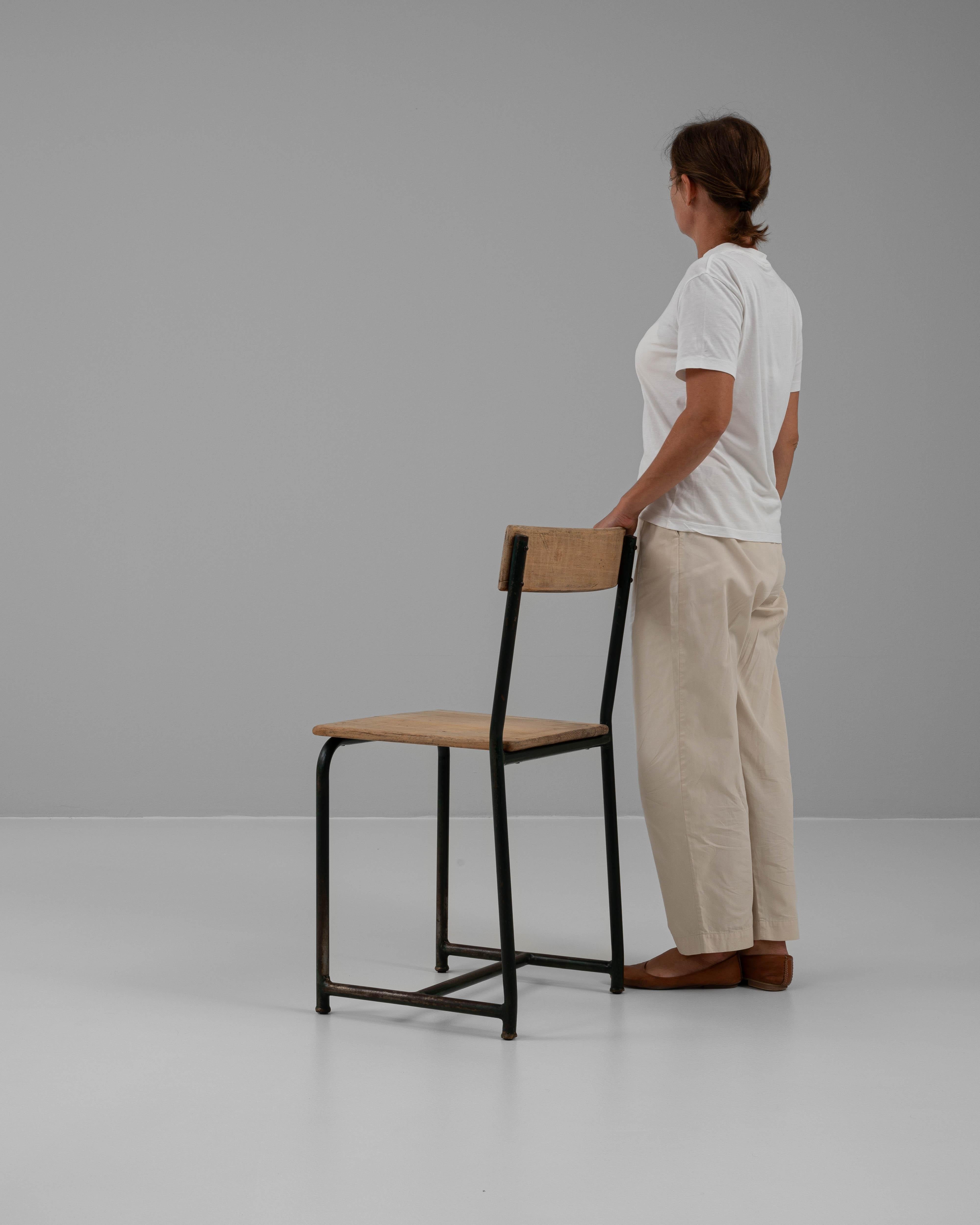 20th Century Belgian Metal Chair With Wooden Seat & Back For Sale 4