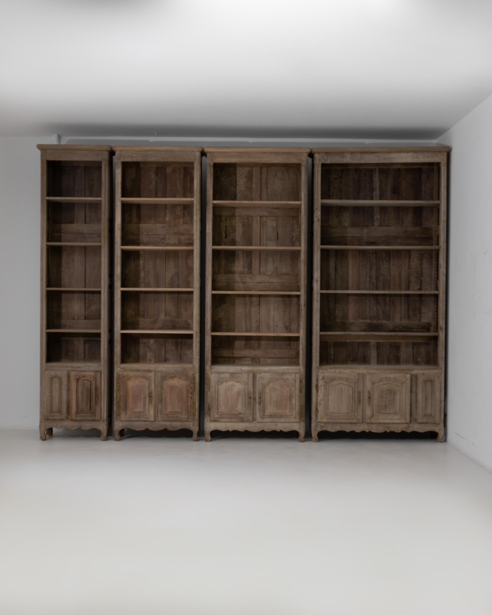 20th Century Belgian Oak Bookcase, Set of Four For Sale 4