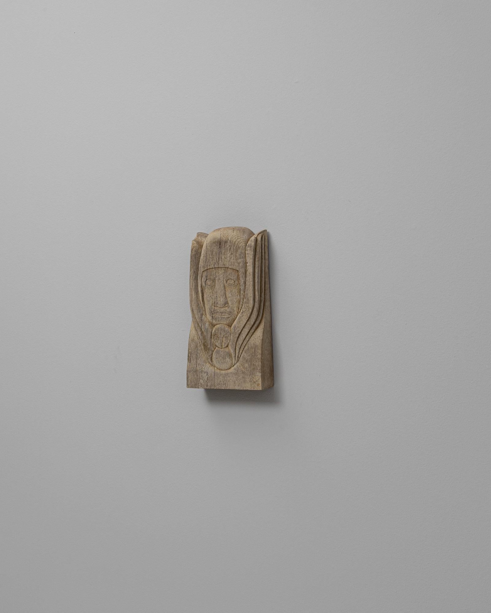 Art mural en chêne belge sculpté du 20e siècle Bon état - En vente à High Point, NC