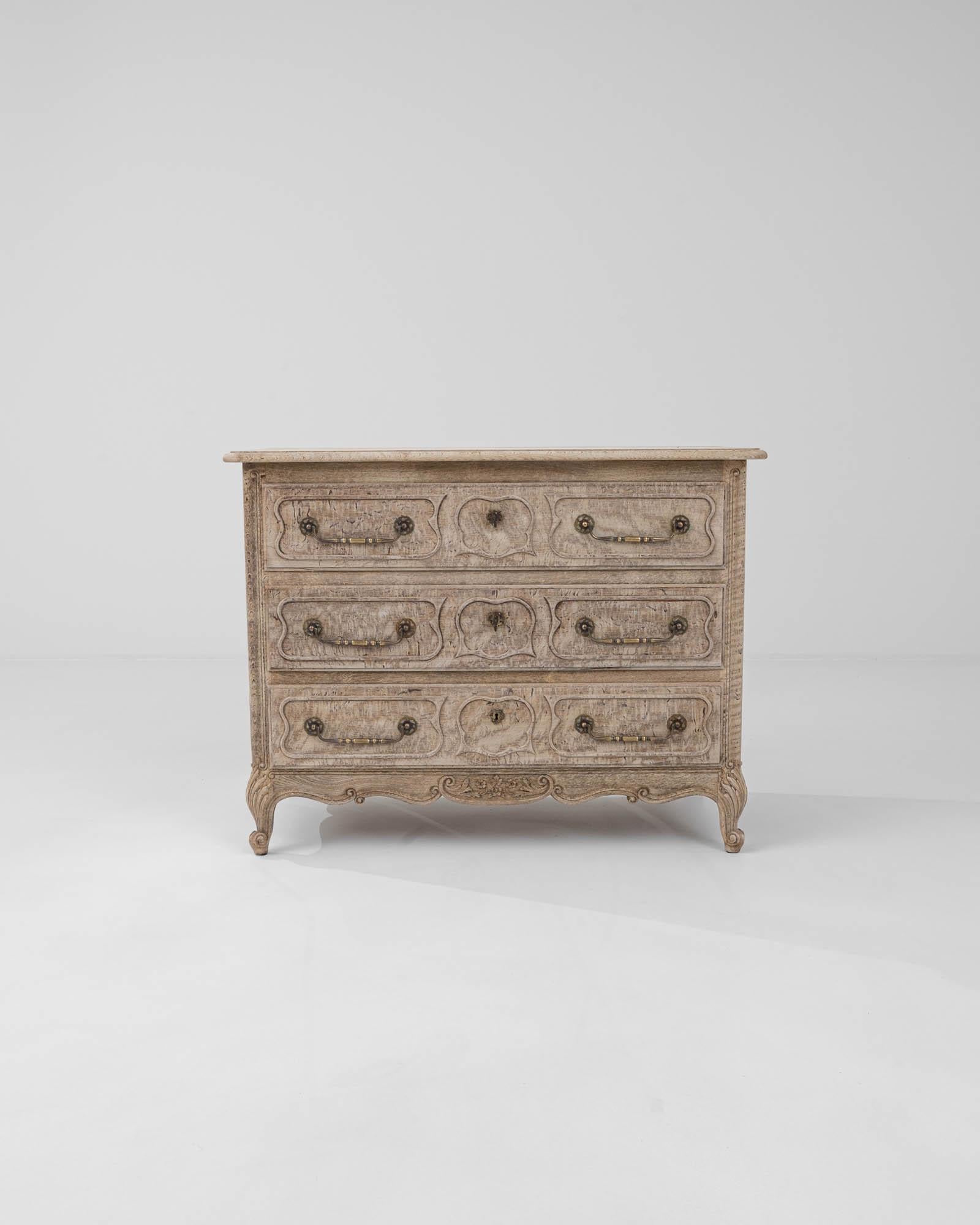 Baroque Revival 20th Century Belgian Oak Chest of Drawers 