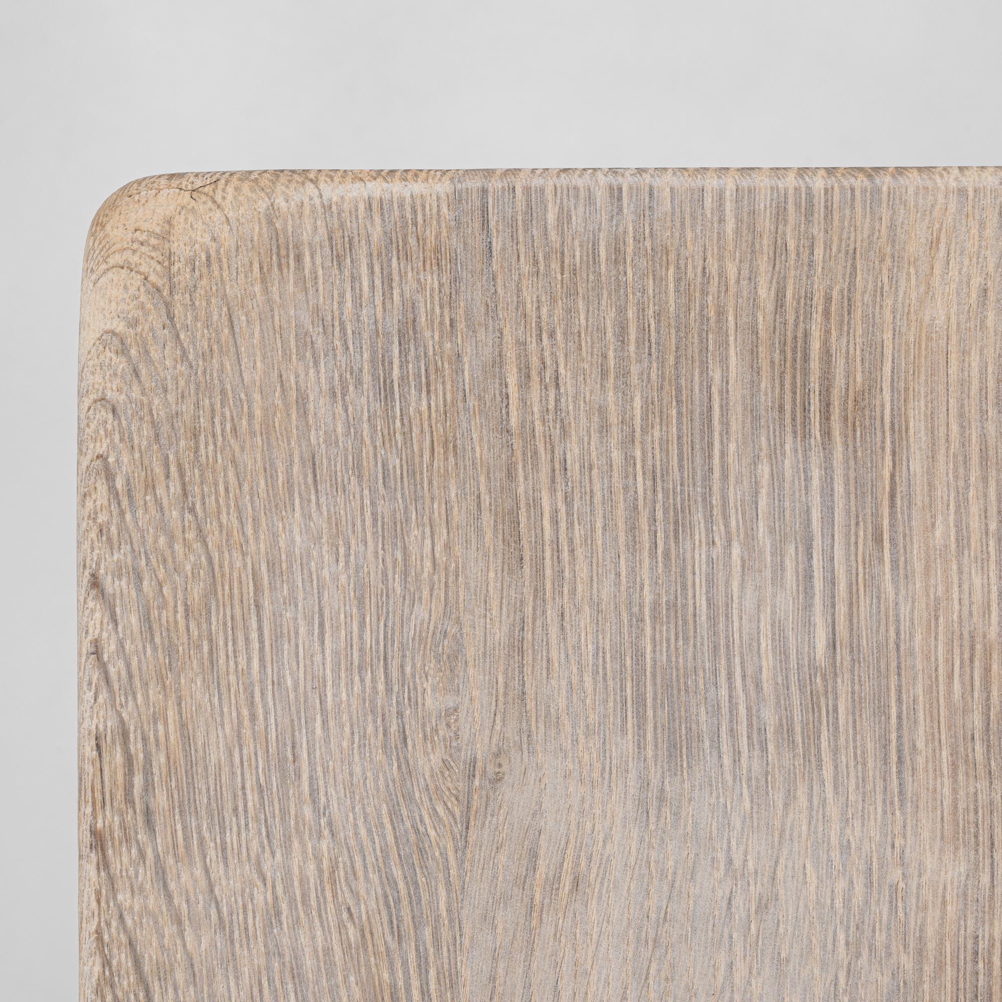 Table de salle à manger à pieds évasés en Oak belge du 20e siècle en vente 5