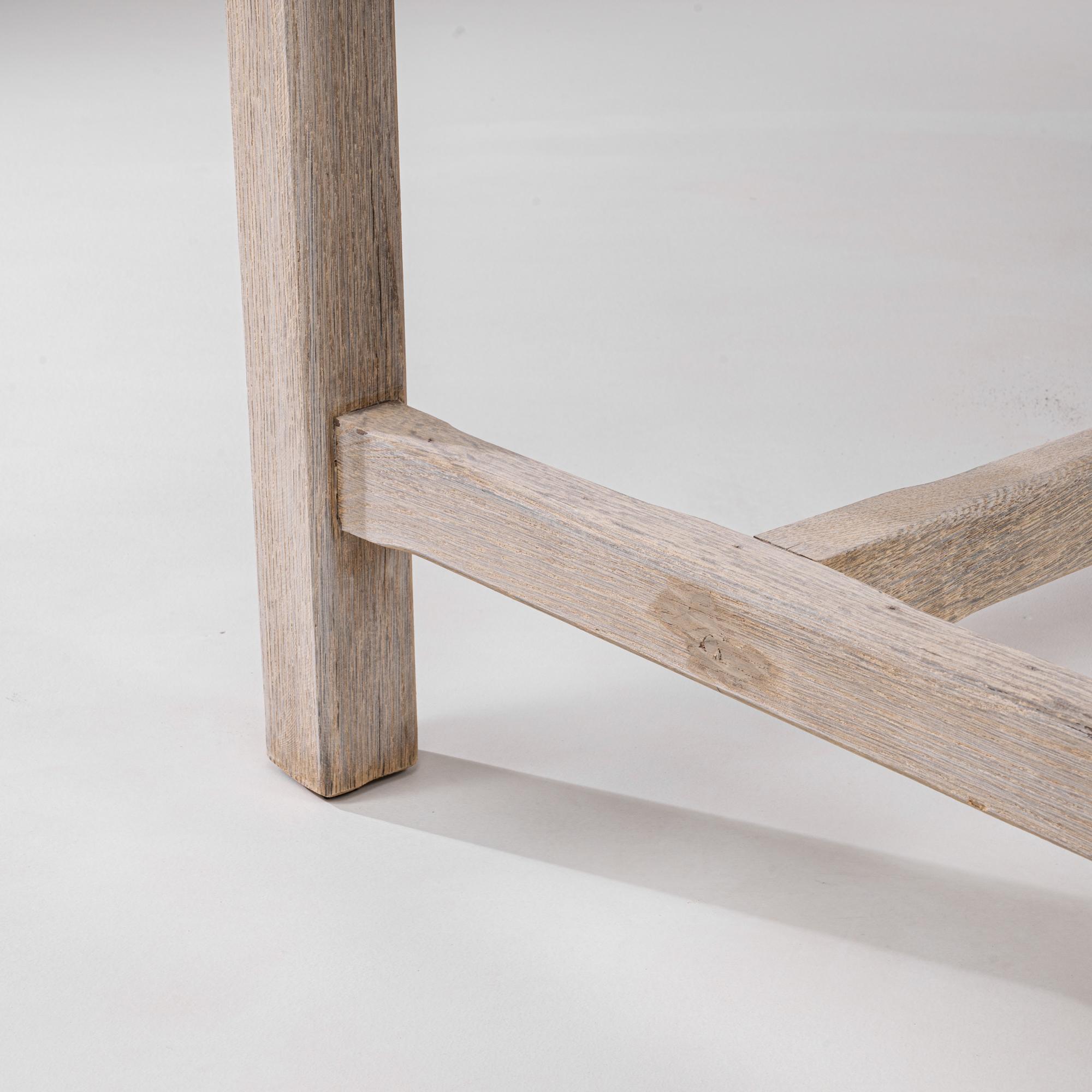 20th Century Belgian Oak Secretary Desk With Drawers in vendita 6