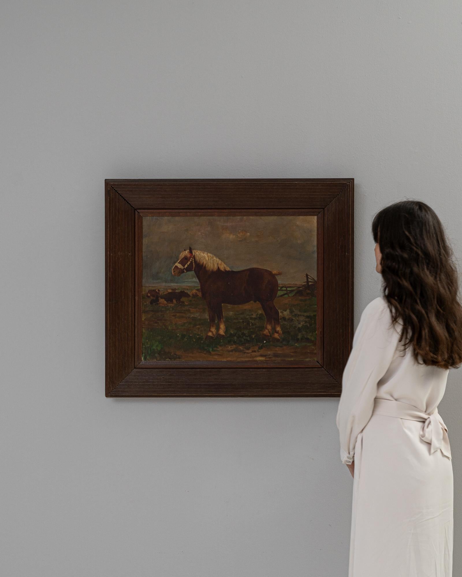 Cette peinture belge du XXe siècle présente un cheval majestueux dans sa splendeur pastorale, une œuvre qui respire la force tranquille et la beauté de l'animal. Le cheval, plein d'assurance, se tient au centre d'un paysage rural qui évoque