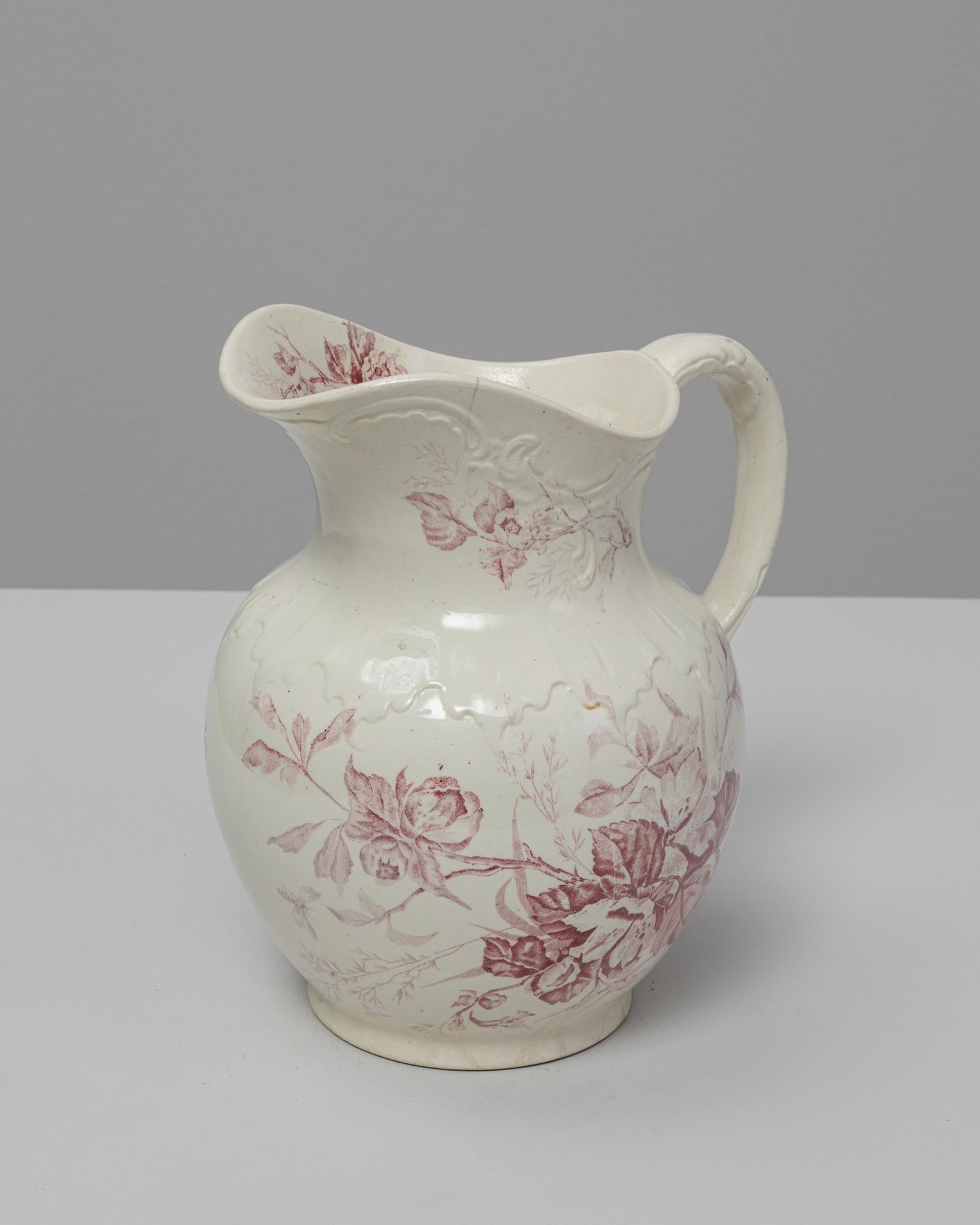 20ième siècle Pichet en céramique chinoise rouge belge du 20e siècle en vente