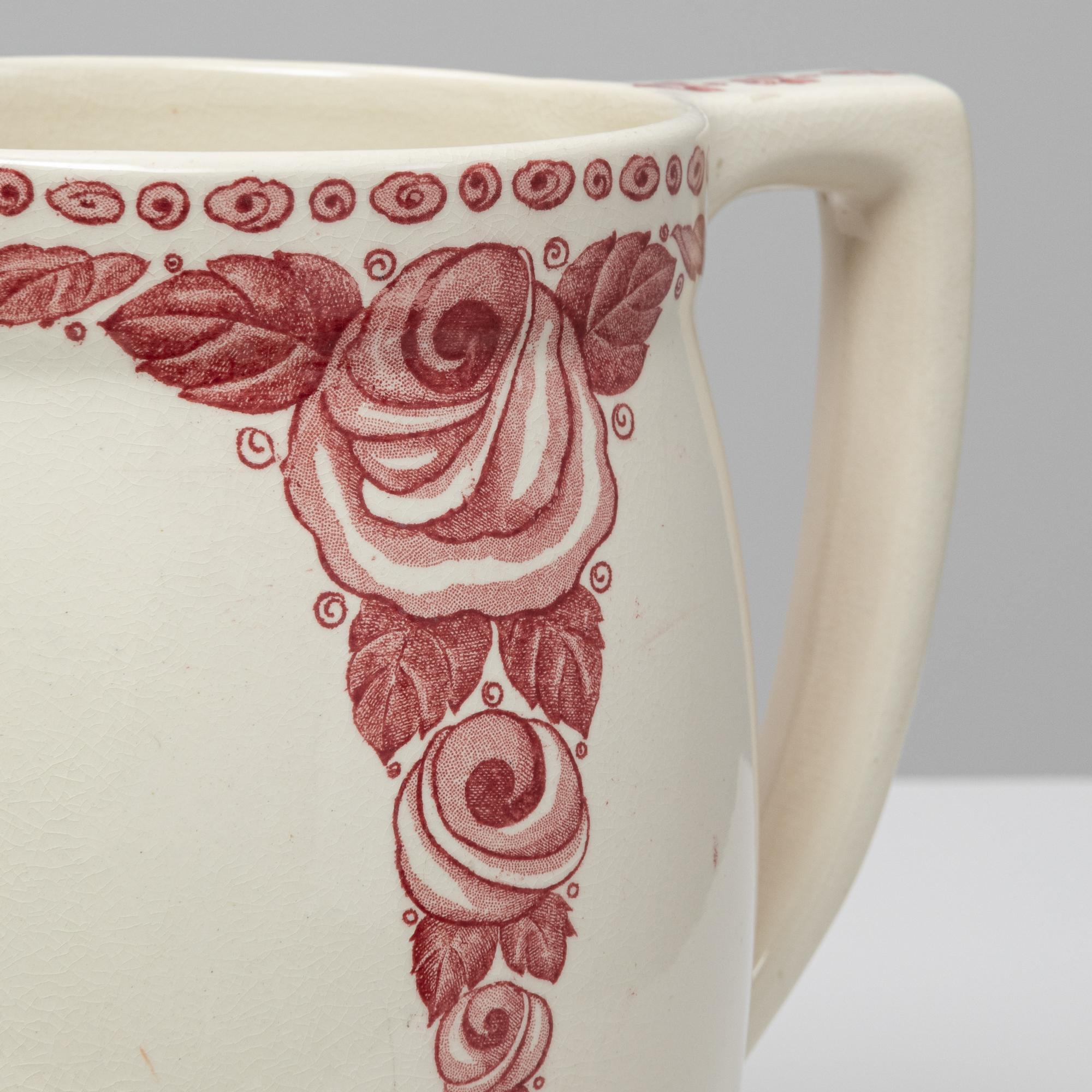 Pichet en céramique chinoise rouge belge du 20e siècle en vente 1