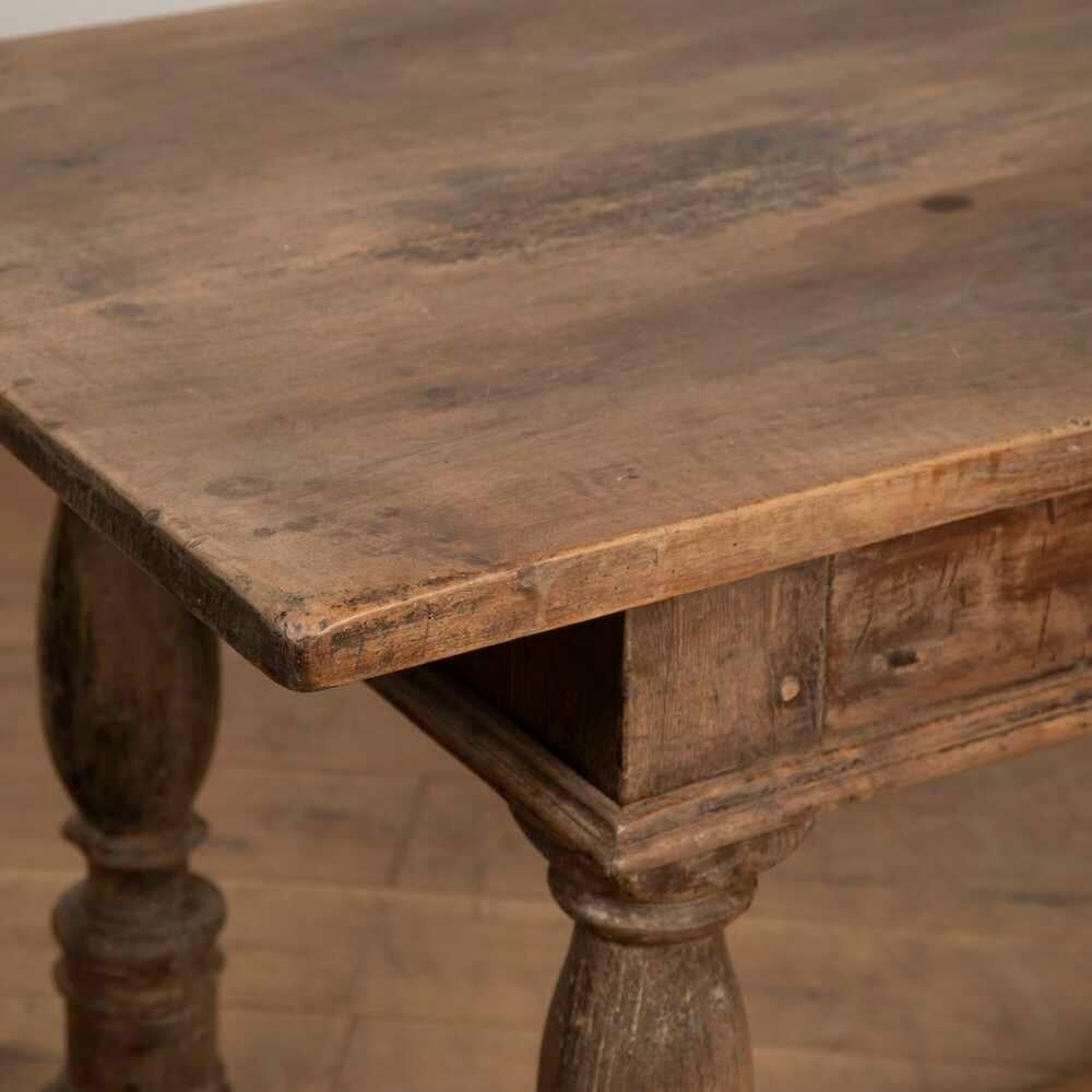 Table rustique belge du 20e siècle en vente 4