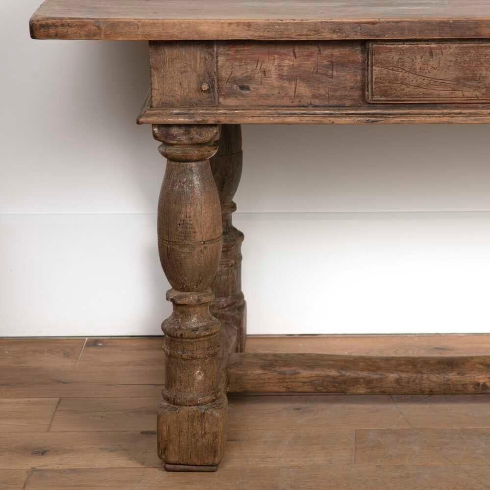 20ième siècle Table rustique belge du 20e siècle en vente