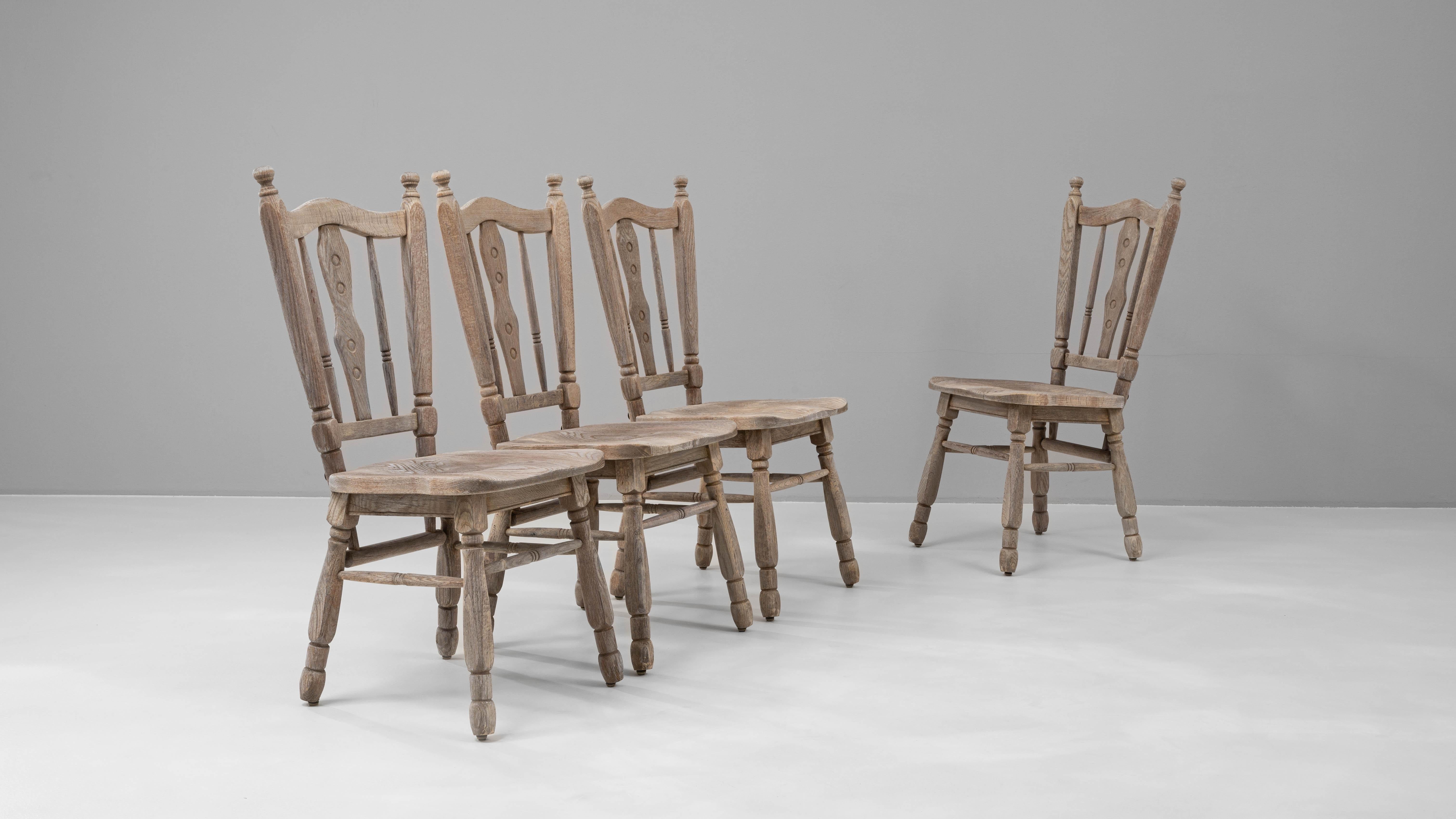 Quercia Set di 4 sedie da pranzo in Oak del XX secolo in Belgio in vendita