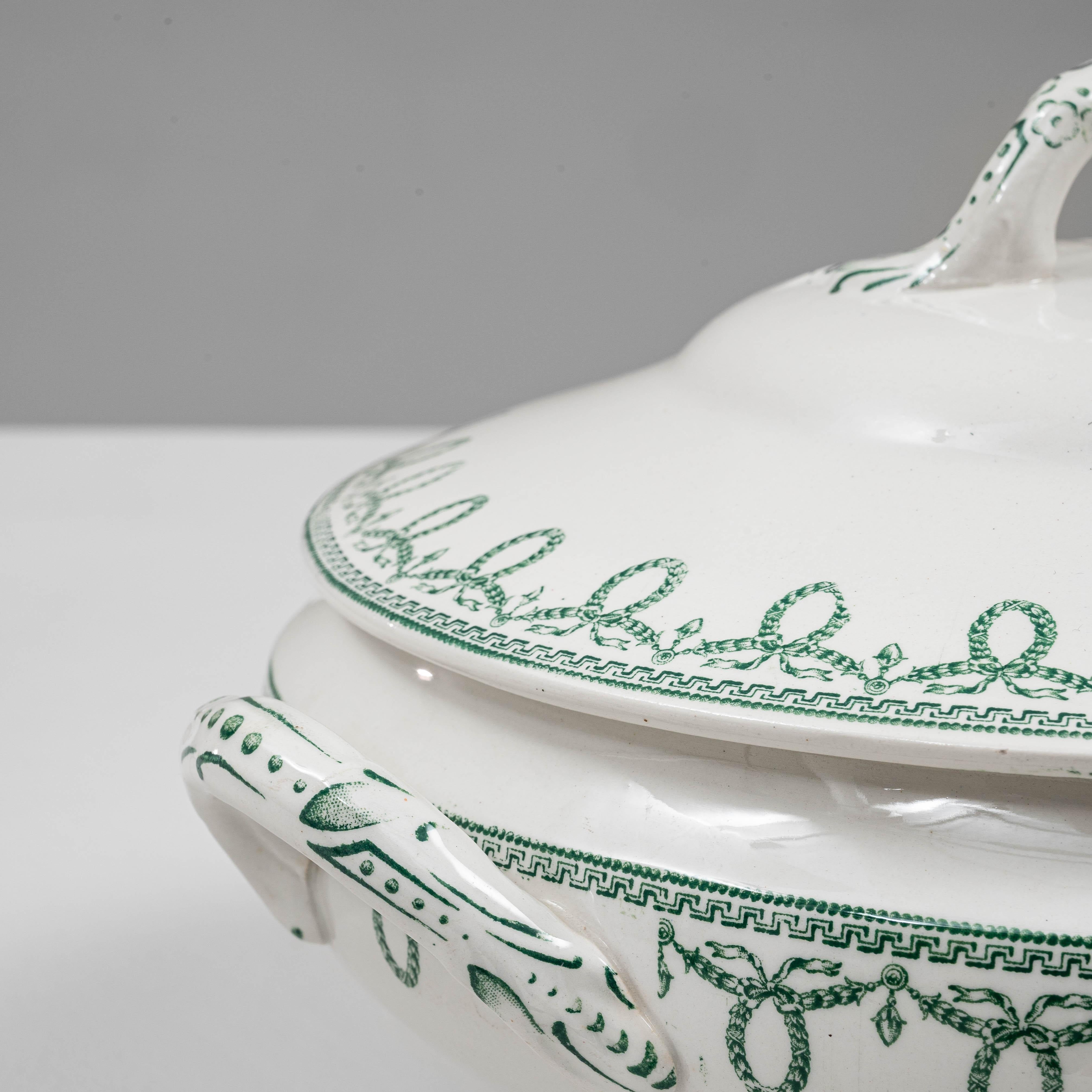 Soupière en porcelaine avec couvercle, édition spéciale belge du 20e siècle en vente 4