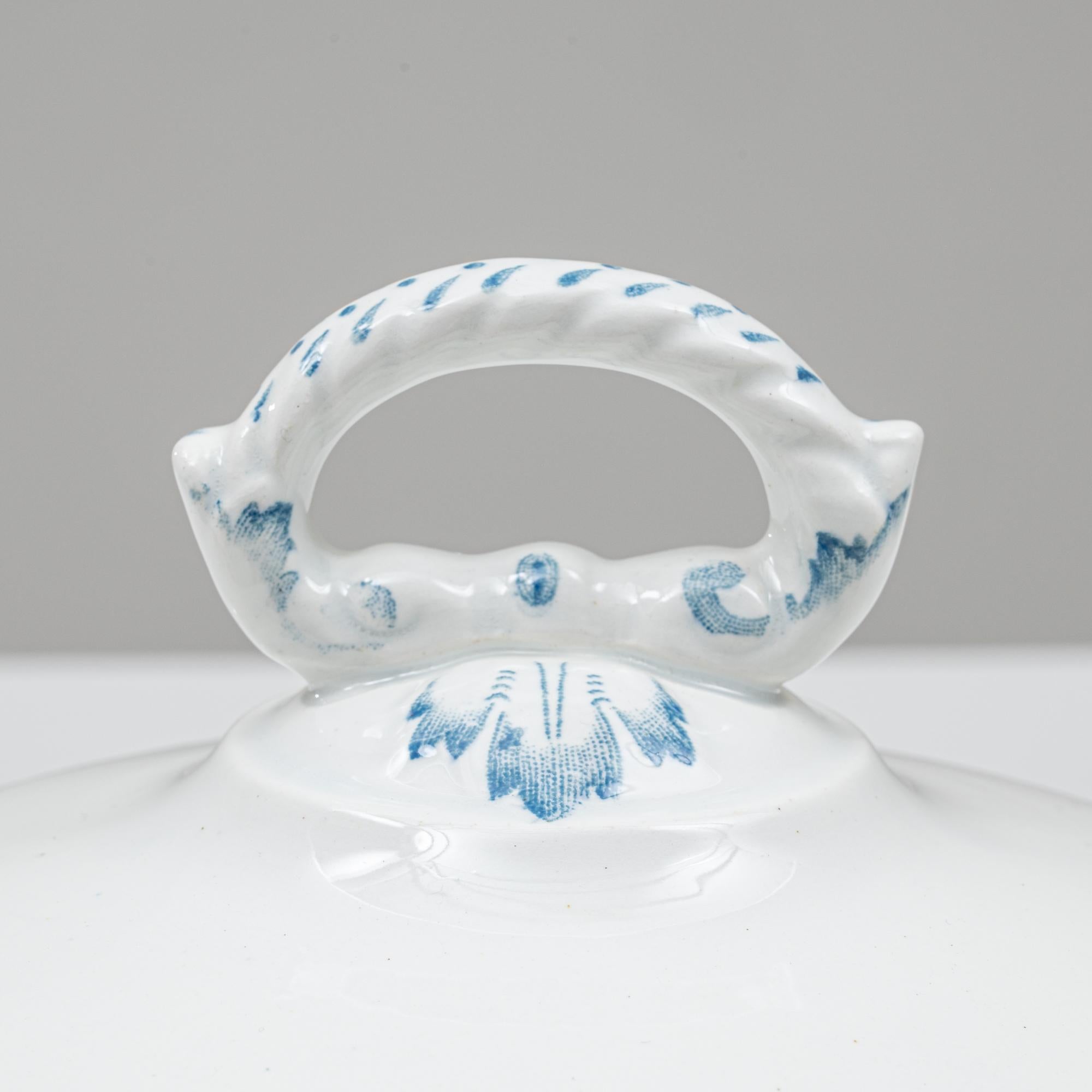 Soupière en porcelaine avec couvercle, édition spéciale belge du 20e siècle en vente 4
