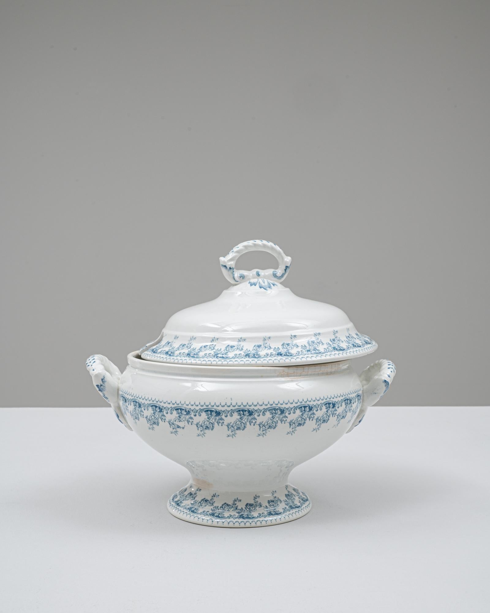 Belge Soupière en porcelaine avec couvercle, édition spéciale belge du 20e siècle en vente