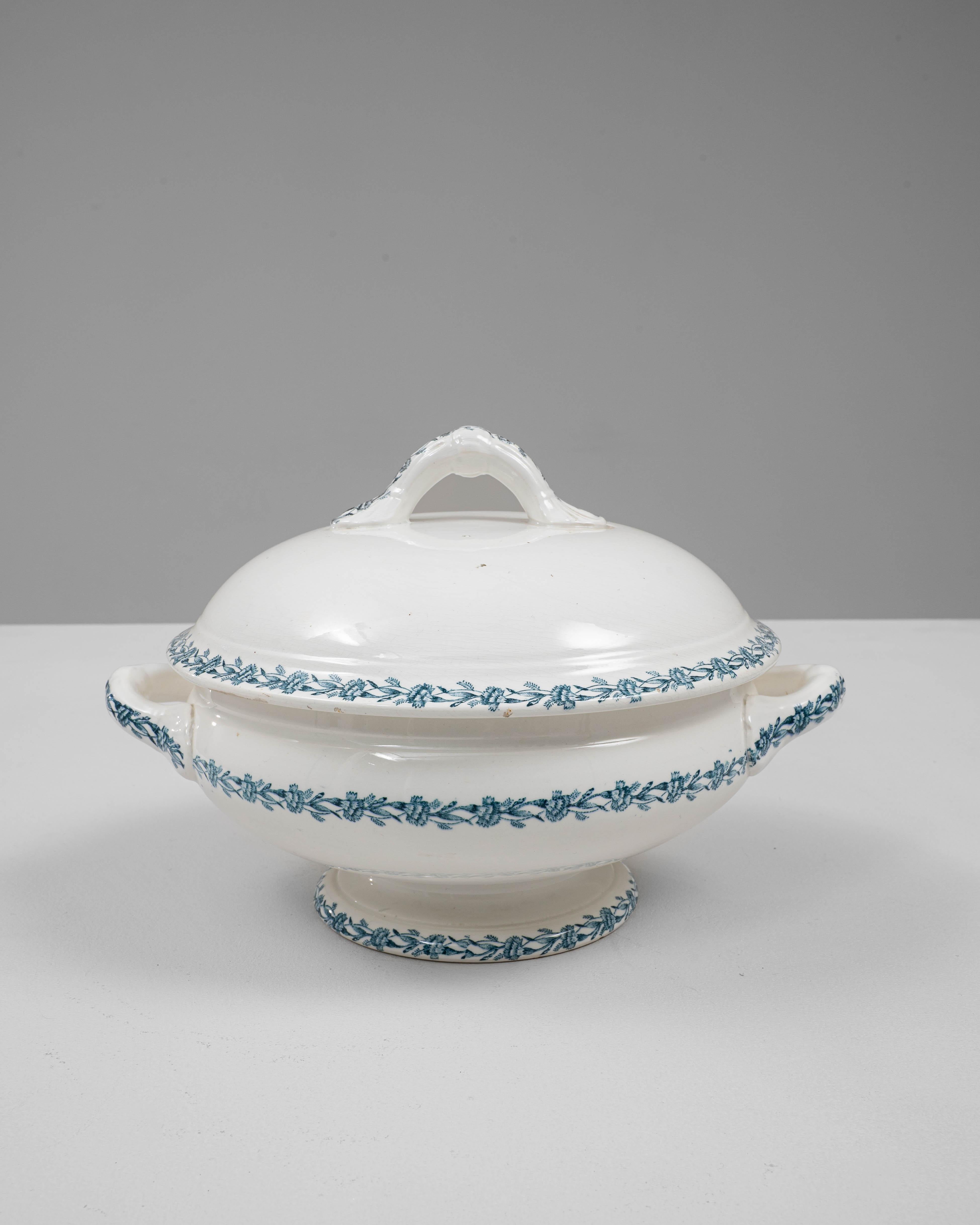 Soupière en porcelaine avec couvercle, édition spéciale belge du 20e siècle en vente 2