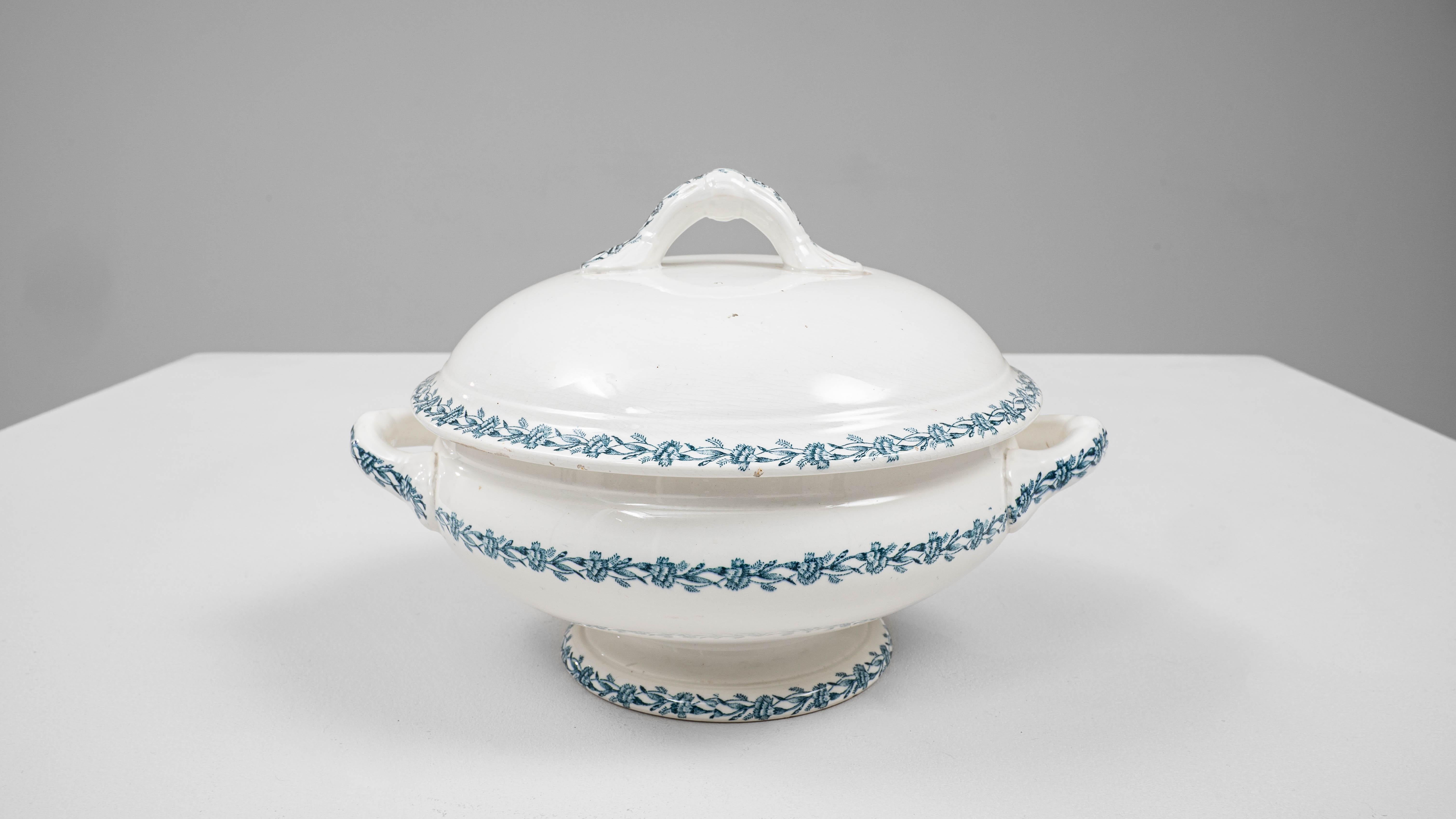 Soupière en porcelaine avec couvercle, édition spéciale belge du 20e siècle en vente 3