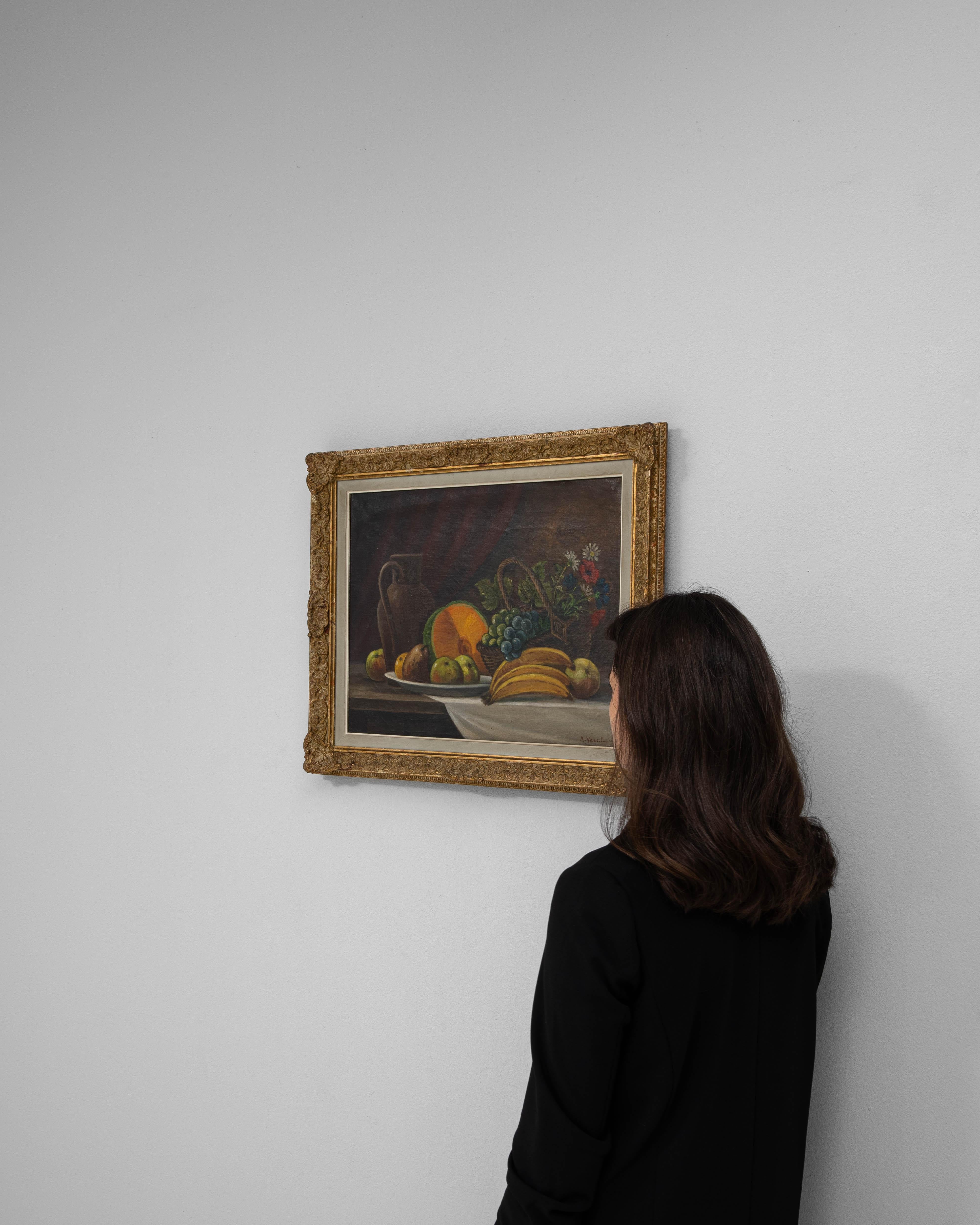 Bodegón belga de frutas del siglo XX con marco de madera dorada en venta 4