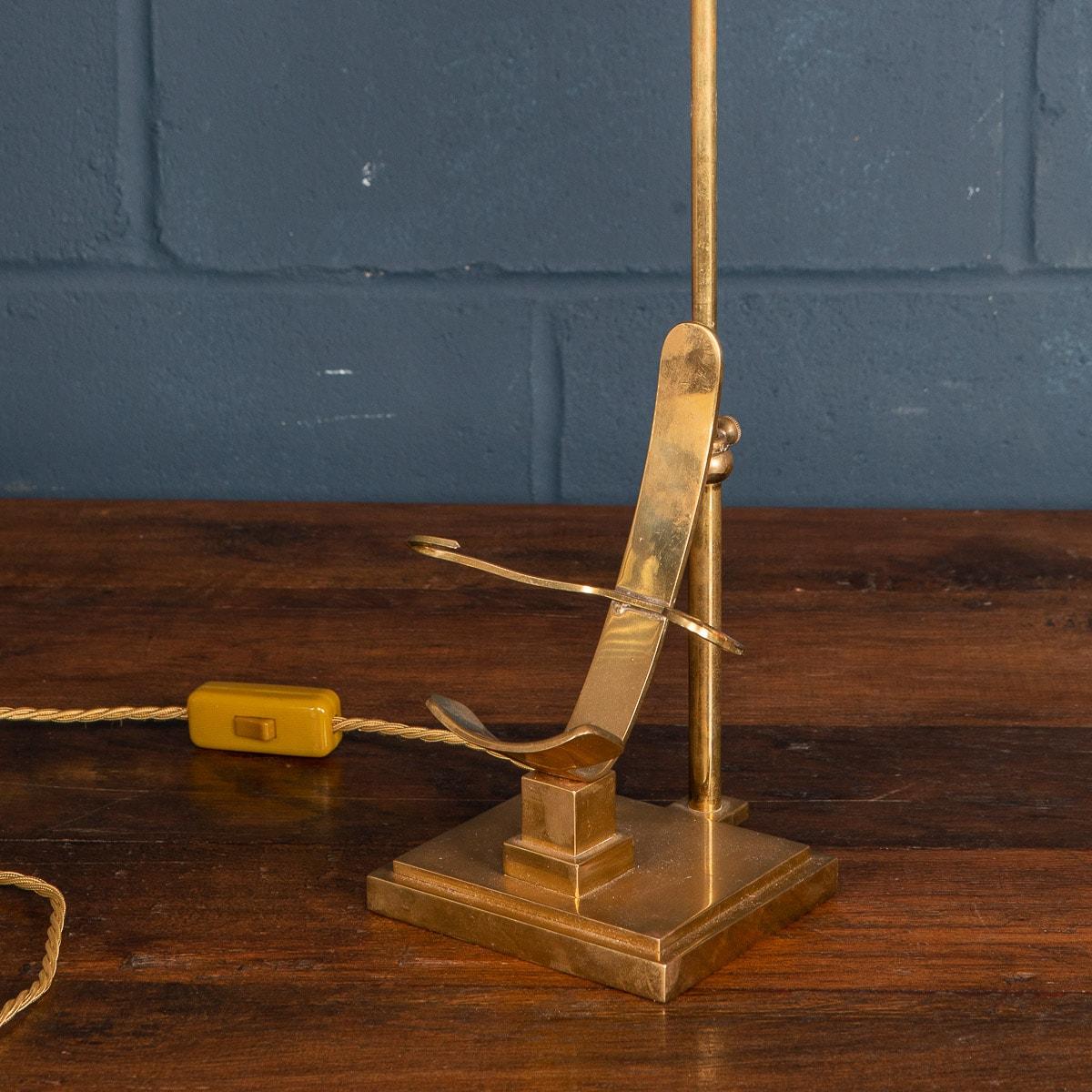Lampe de table belge du 20e siècle par Willy Daro, c.1960 en vente 9