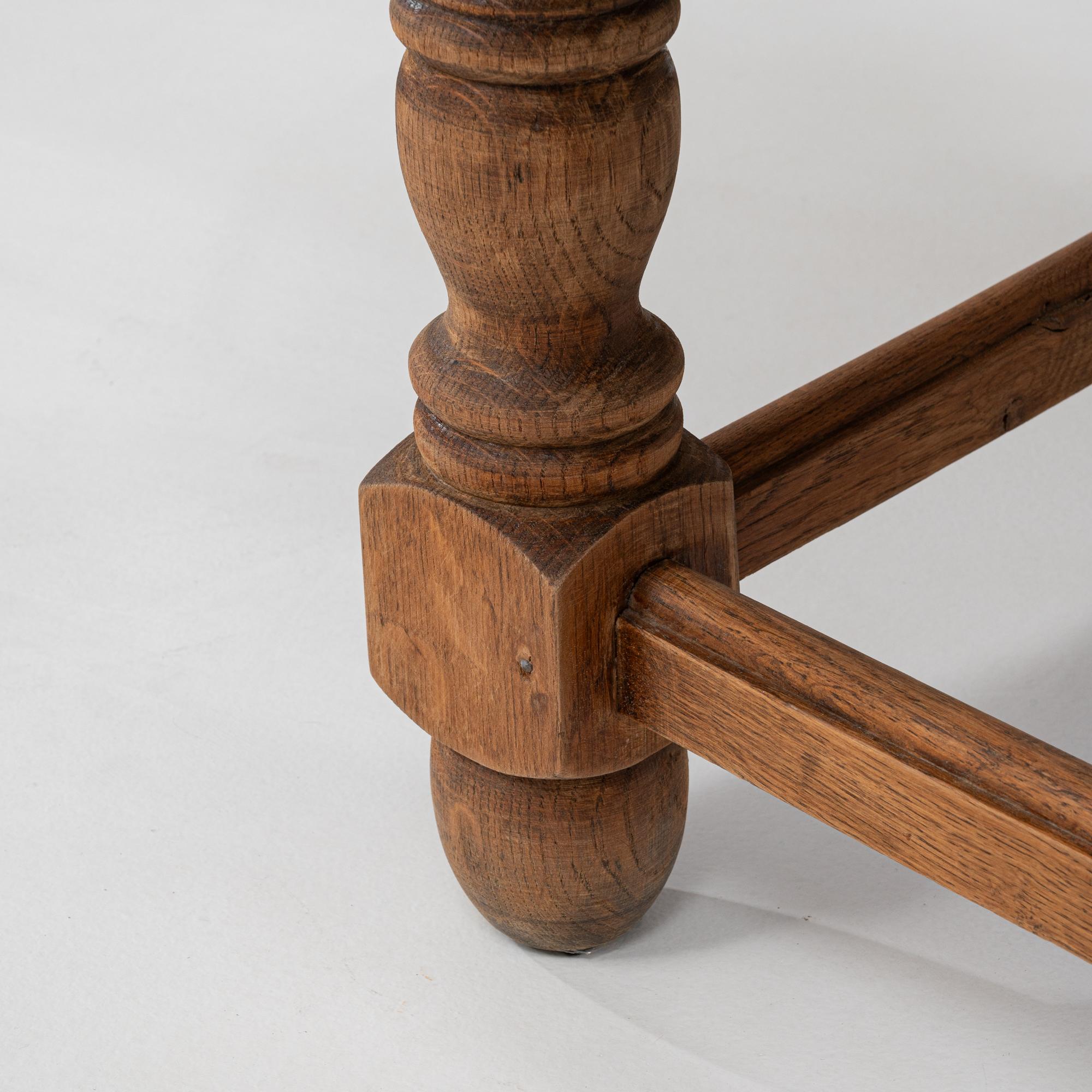 Table basse en bois belge du 20e siècle avec plateau en ardoise en vente 1