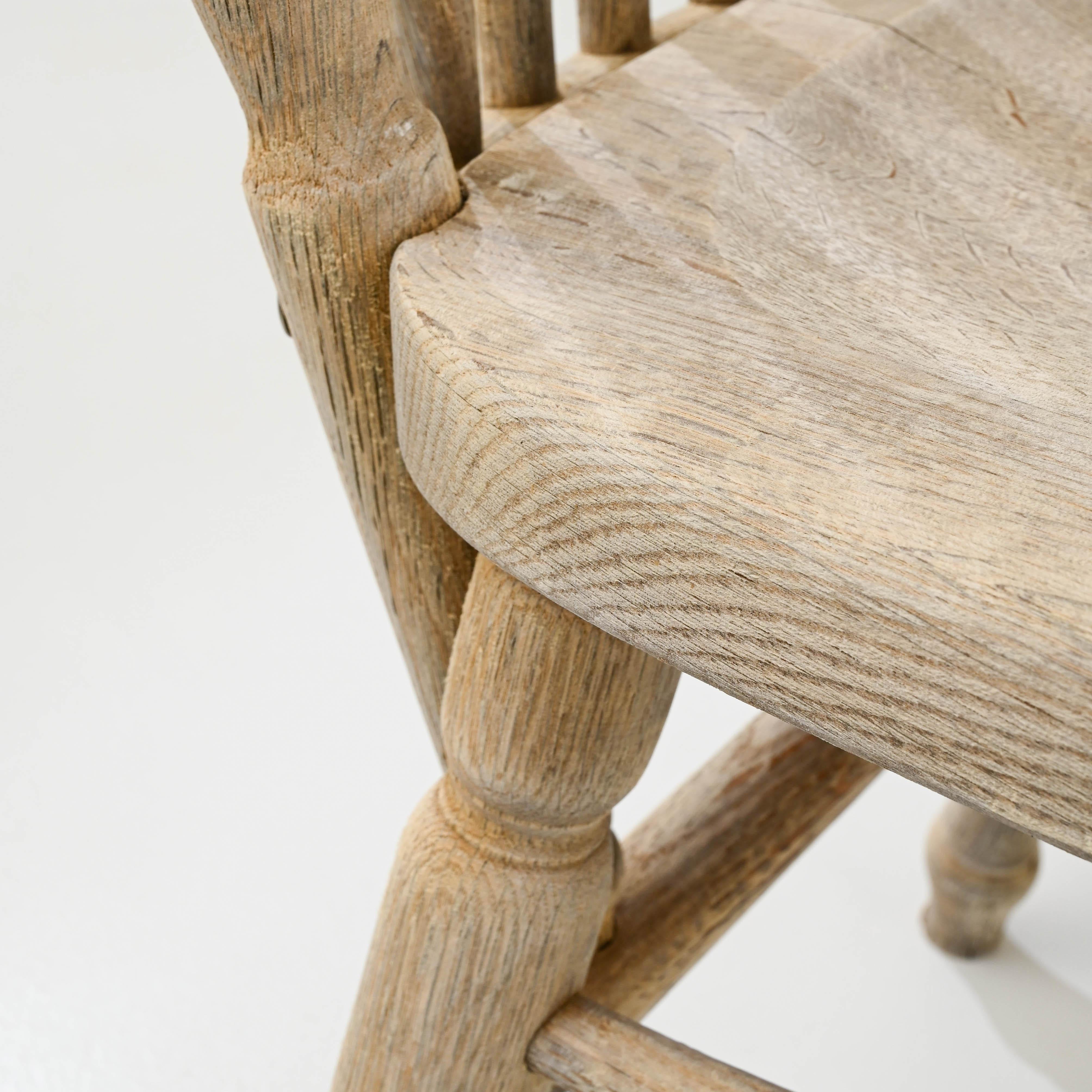 Chêne Chaises de salle à manger en bois belge du 20e siècle, ensemble de six chaises en vente