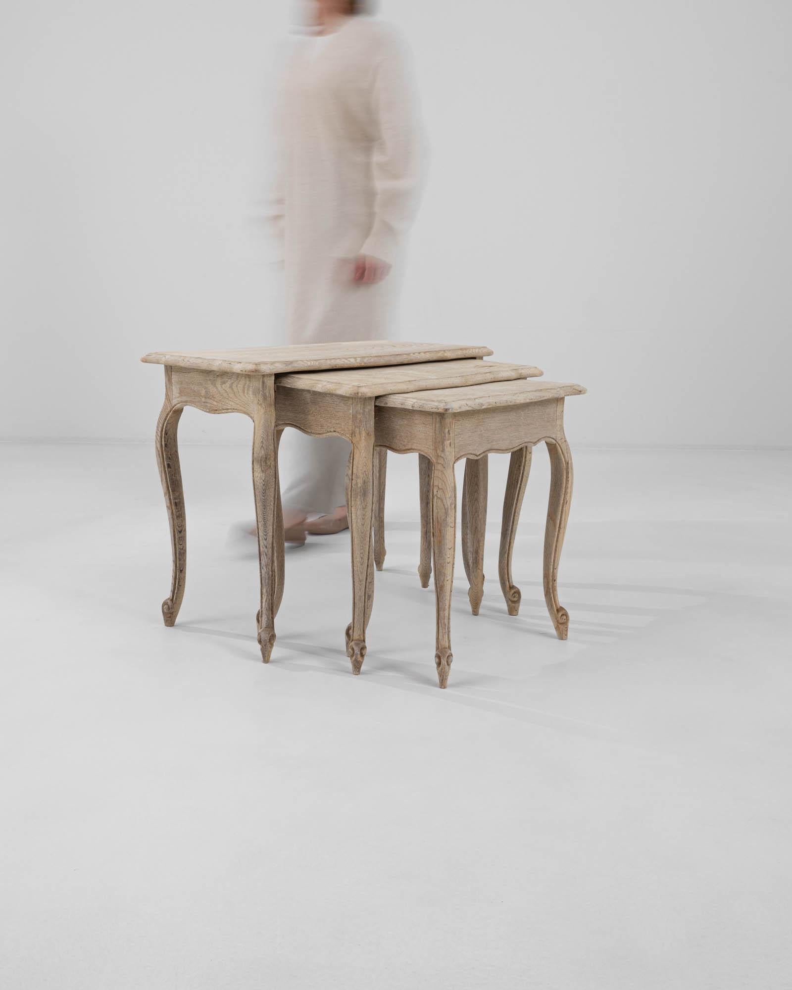 Oak 20th Century Belgian Wooden Nesting Tables, a Set