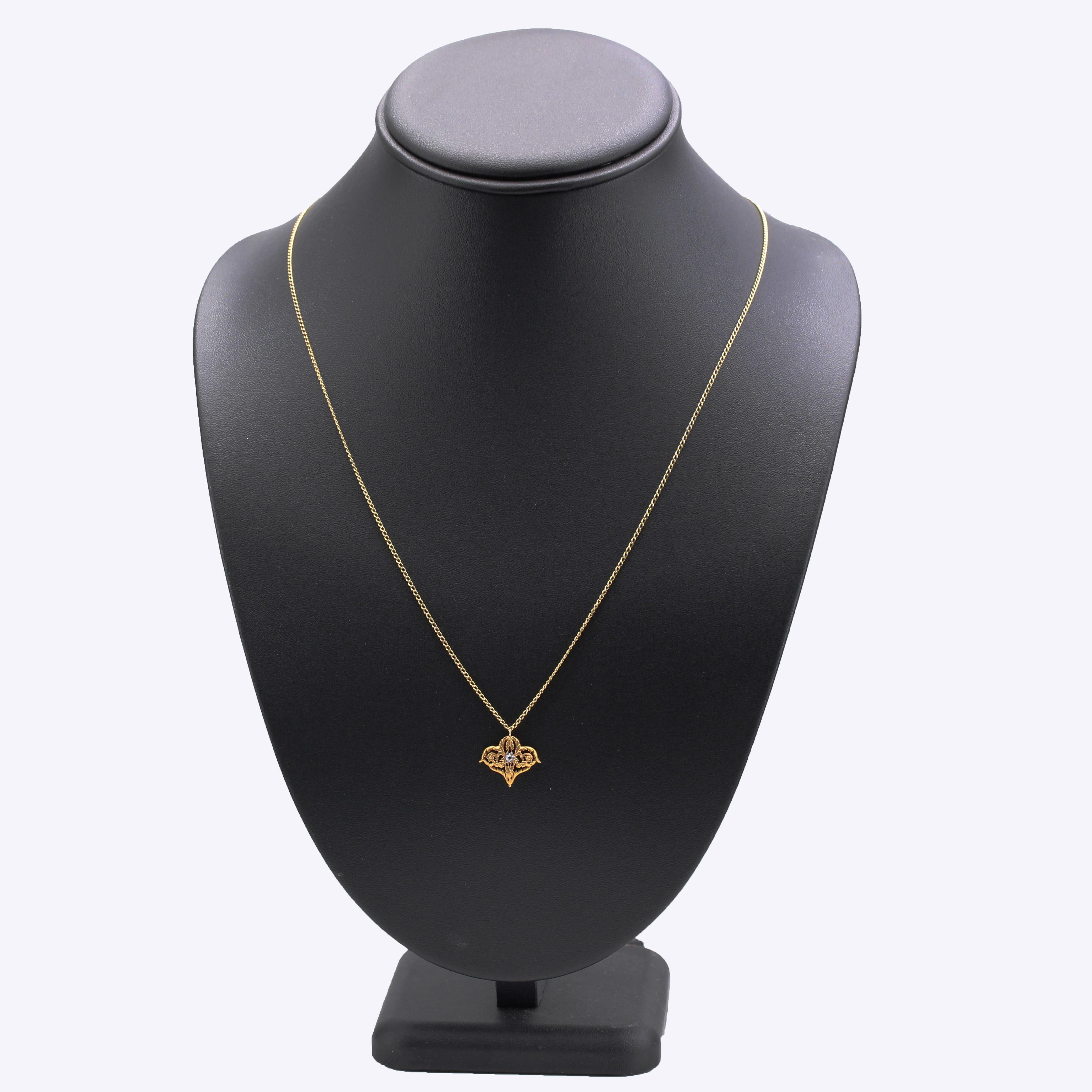 Women's 20th Century Belle Epoque Diamond 18 Karat Yellow Gold Necklace For Sale