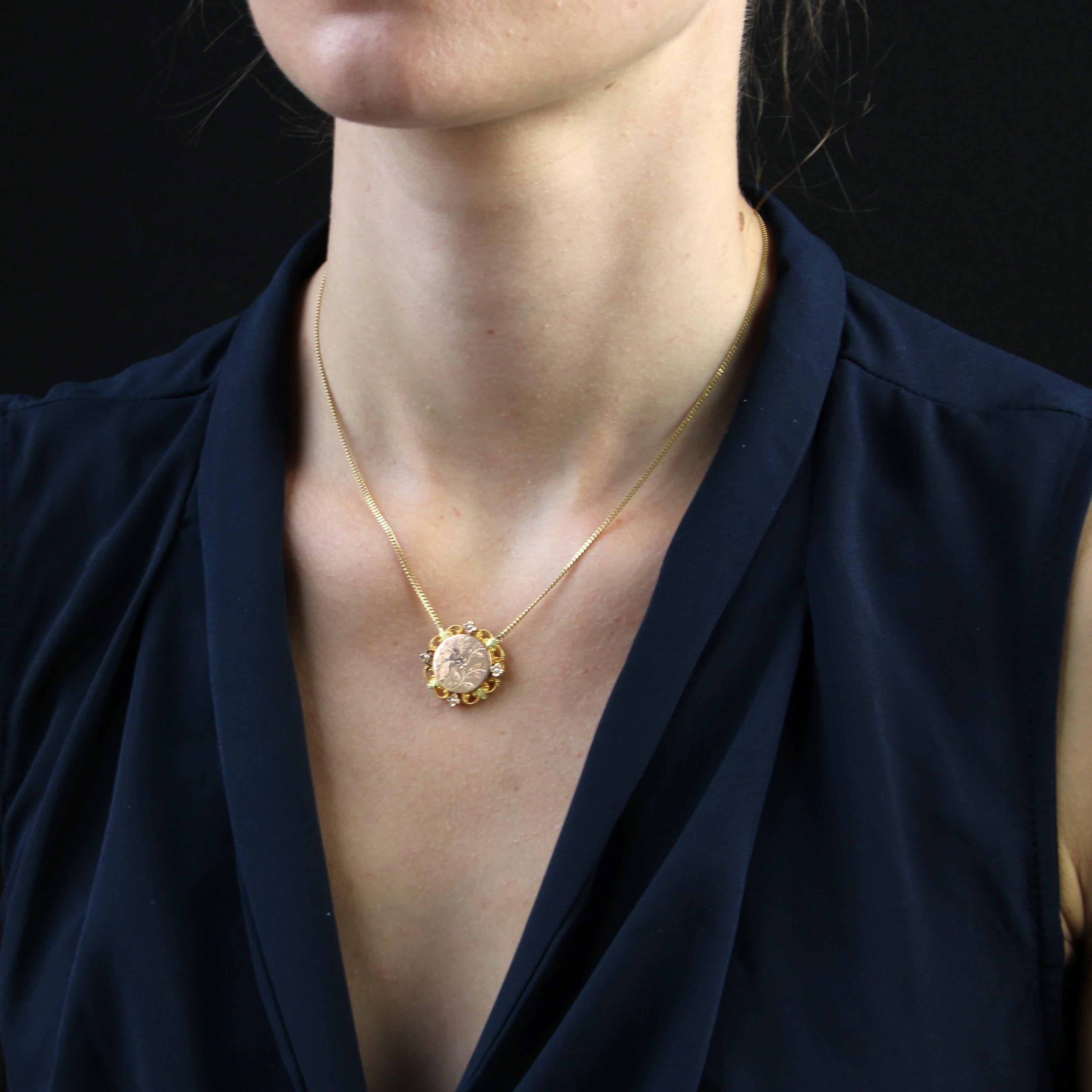 Belle Epoque des 20. Jahrhunderts Perlenkette aus 18 K Gelb-, Rosé- und Grüngold im Angebot 6