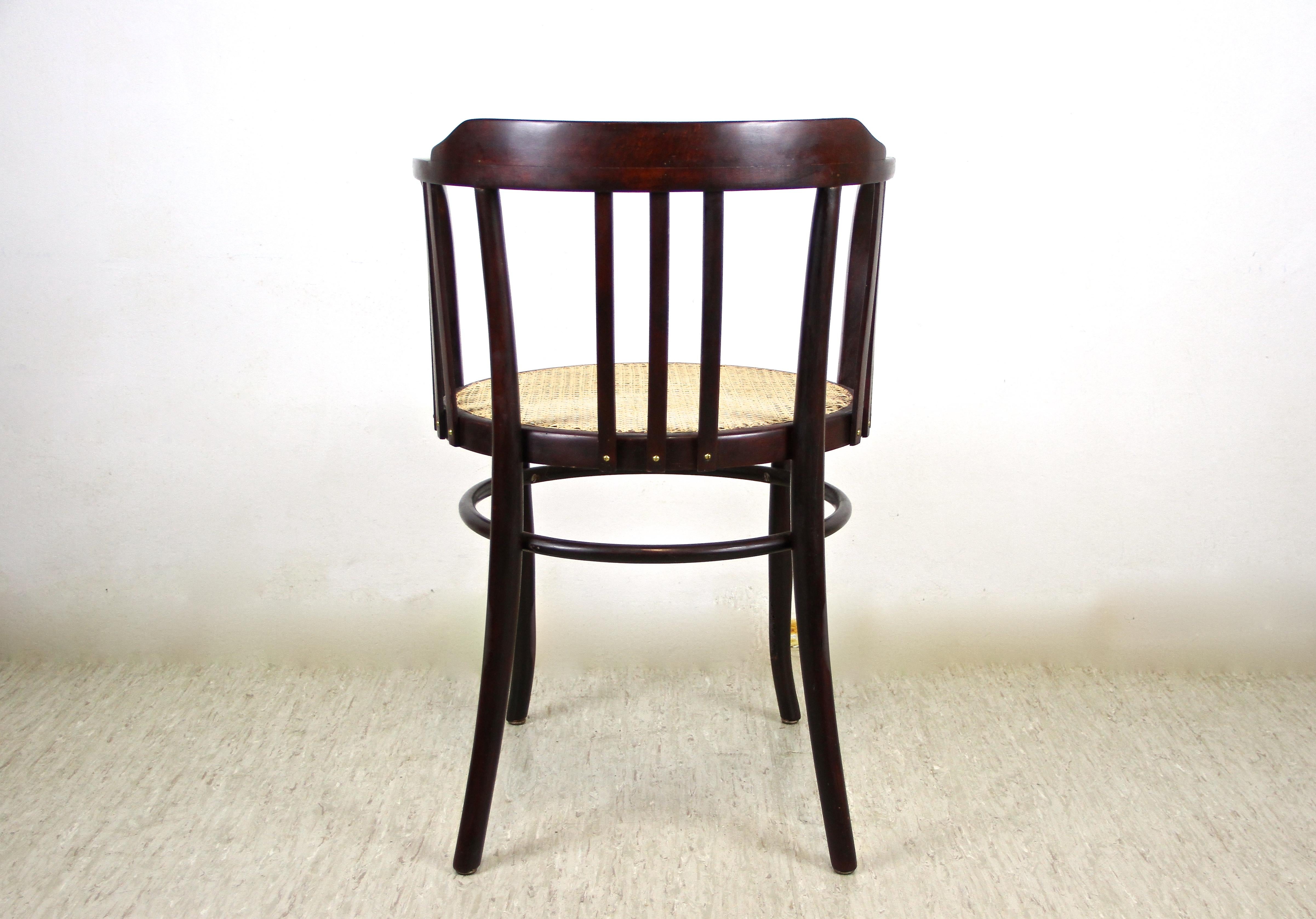 Stained 20th Century Bentwood Armchair with Vienesse Mesh by Mundus, Austria circa 1906 For Sale