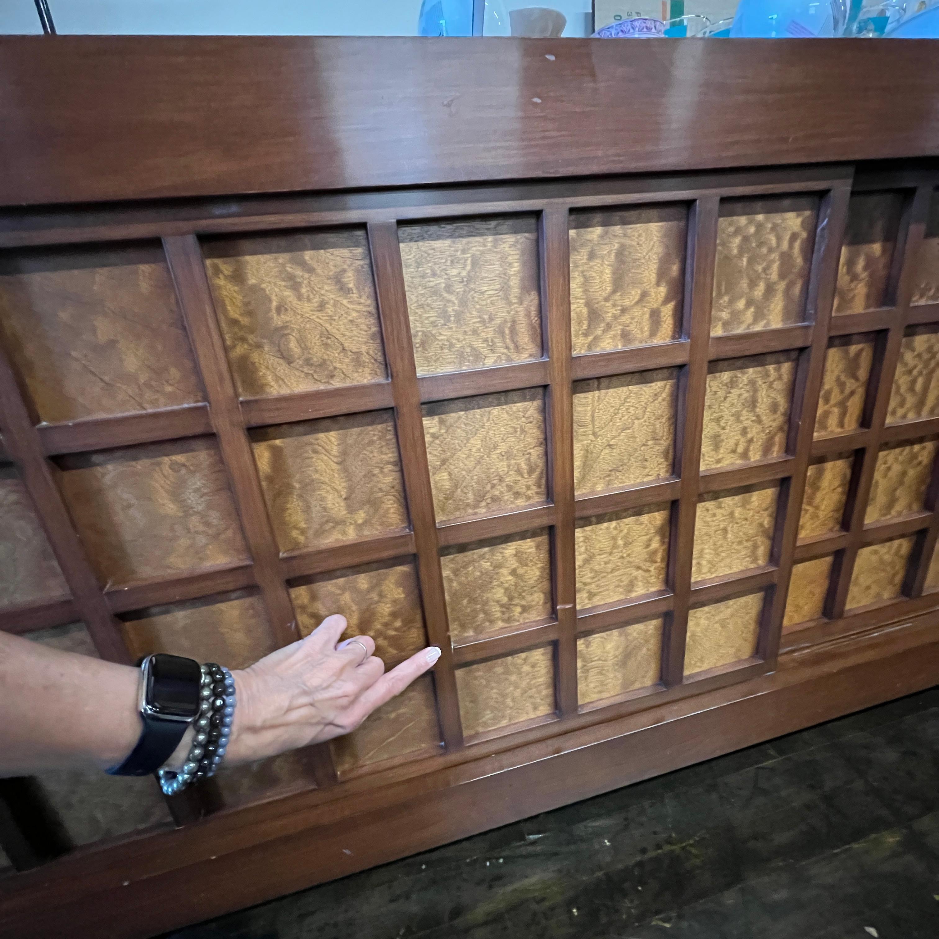 Console Sunset de Berman Rosetti avec portes coulissantes et rangement en vente 8