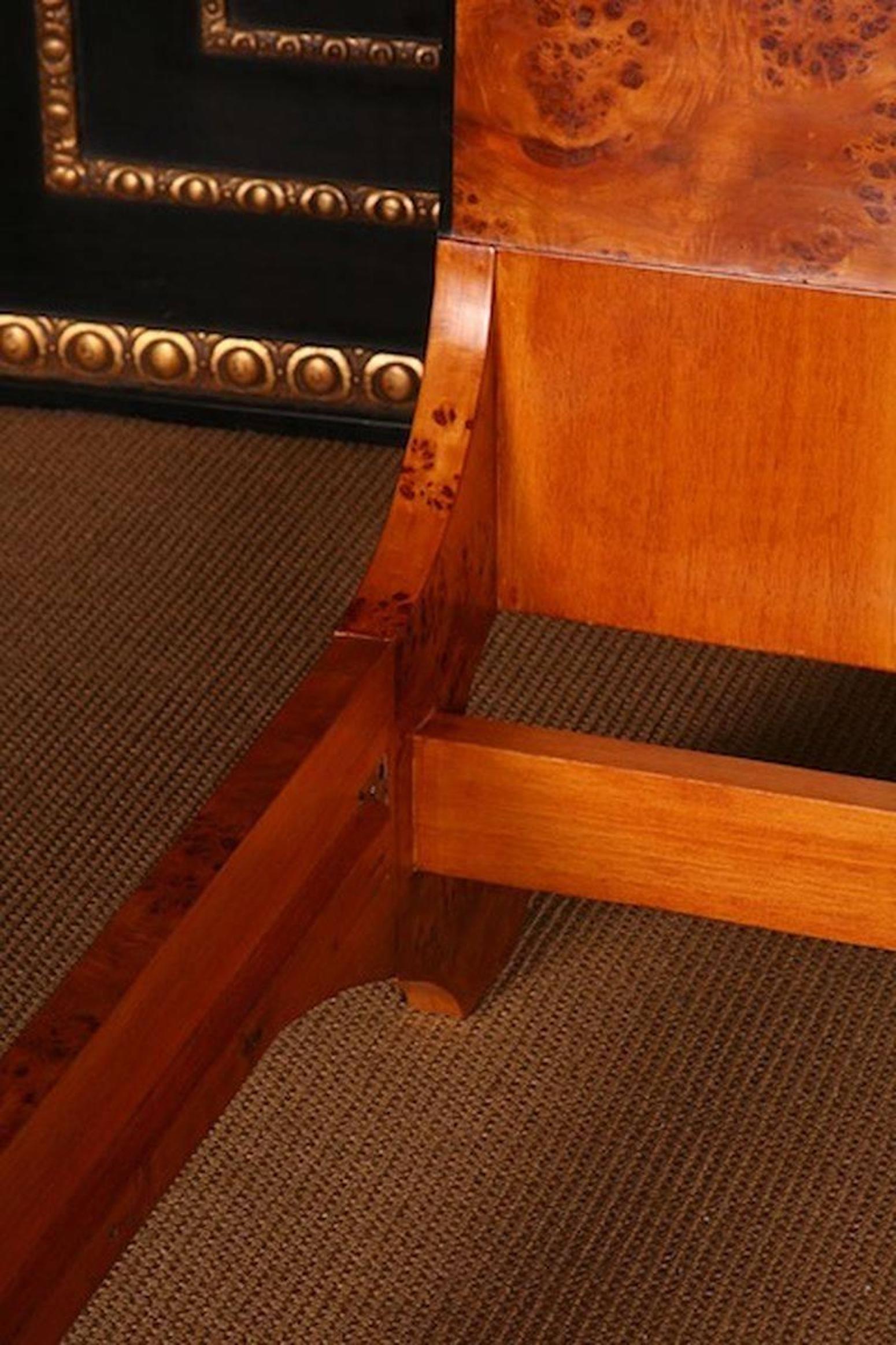20th Century Biedermeier Style Aristocratic Gondola Bed For Sale 1