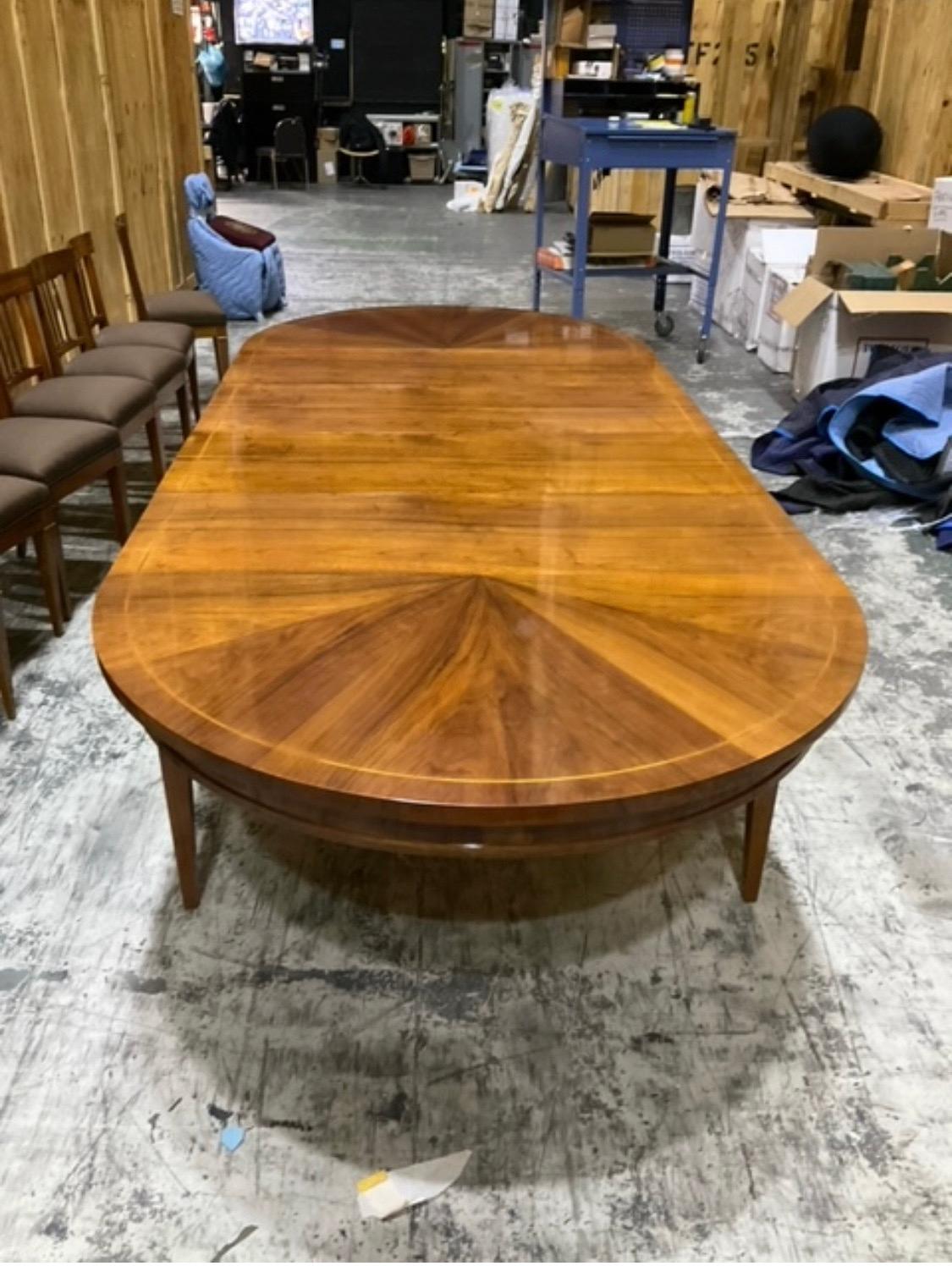 20th Century Biedermeier Style Dining Table from Germany In Good Condition For Sale In Southampton, NY