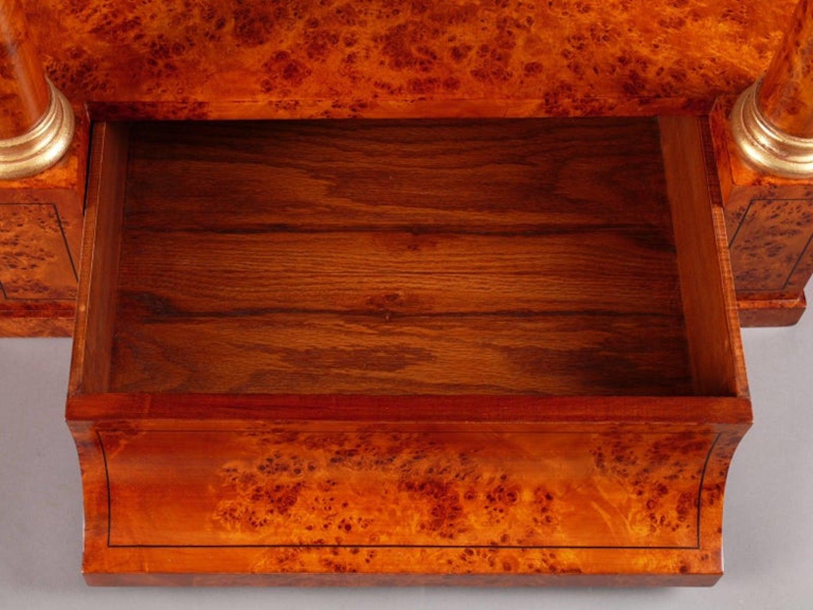 Scaffali Étagère in stile Biedermeier del XX secolo in vendita 3