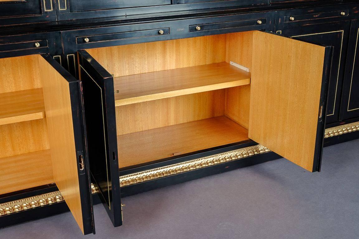 Armoire/ Bibliothèque de style Biedermeier du 20e siècle en vente 3