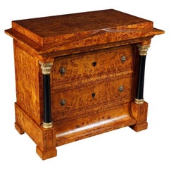 Commode à colonnes en bois de pin du 20e siècle de style Biedermeier