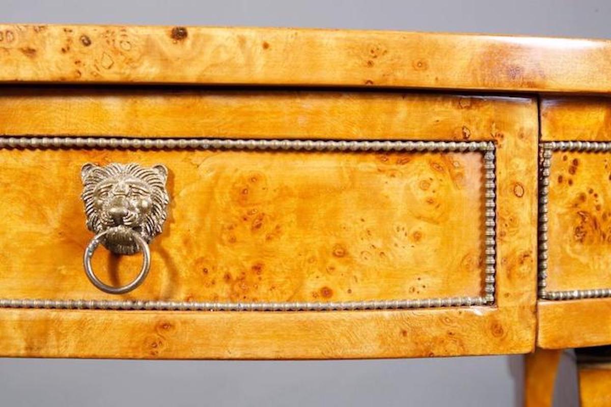 Bois Table de couture du 20e siècle de style Biedermeier en vente