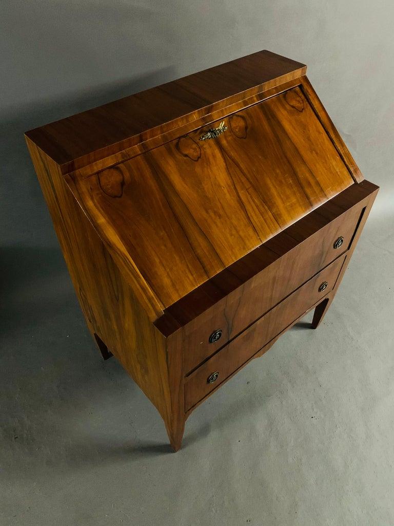 20th Century antique Biedermeier Style Slope-Flap Secretaire mahogany veneer For Sale 1