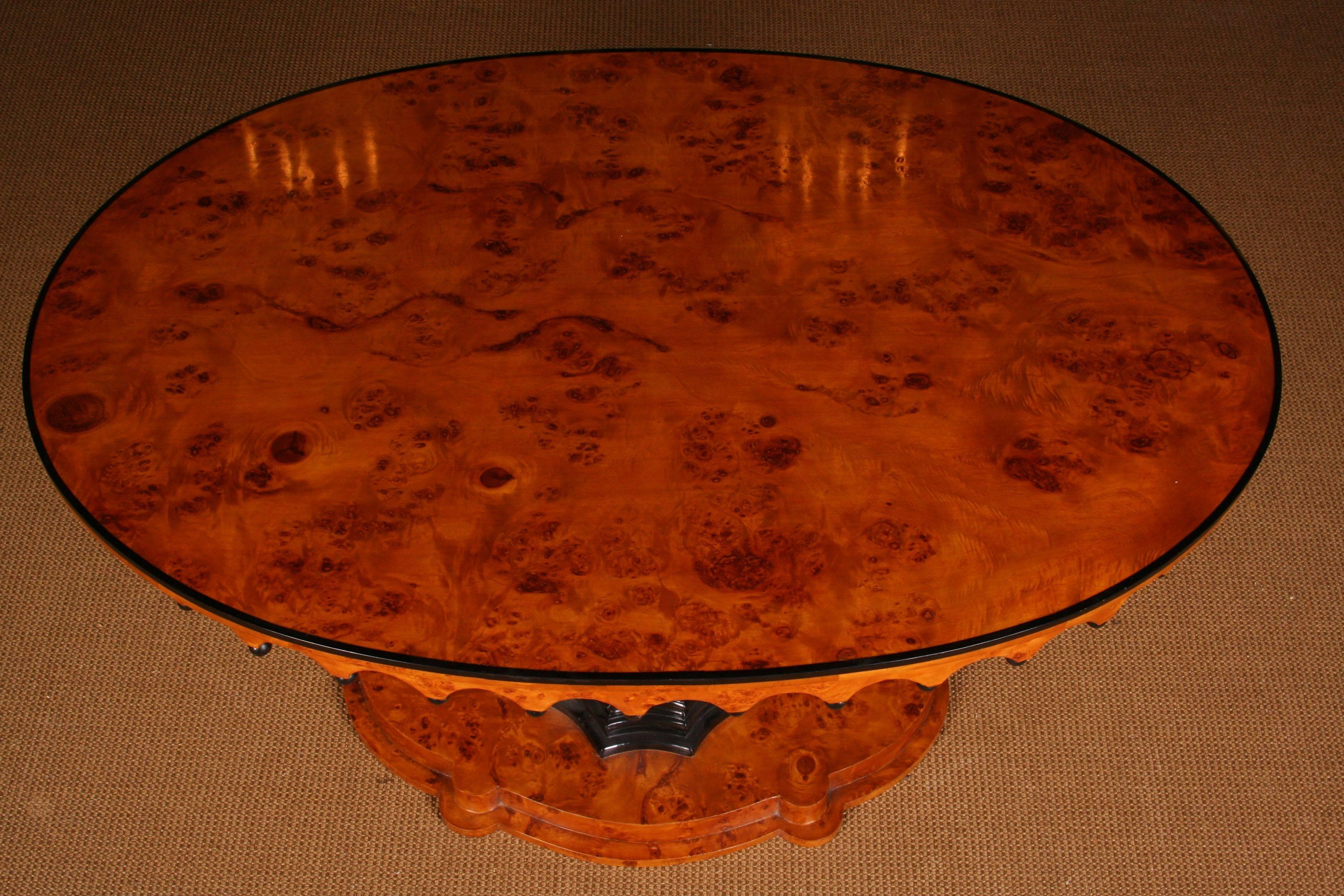 German 20th Century Biedermeier Style Wood Oval Table For Sale
