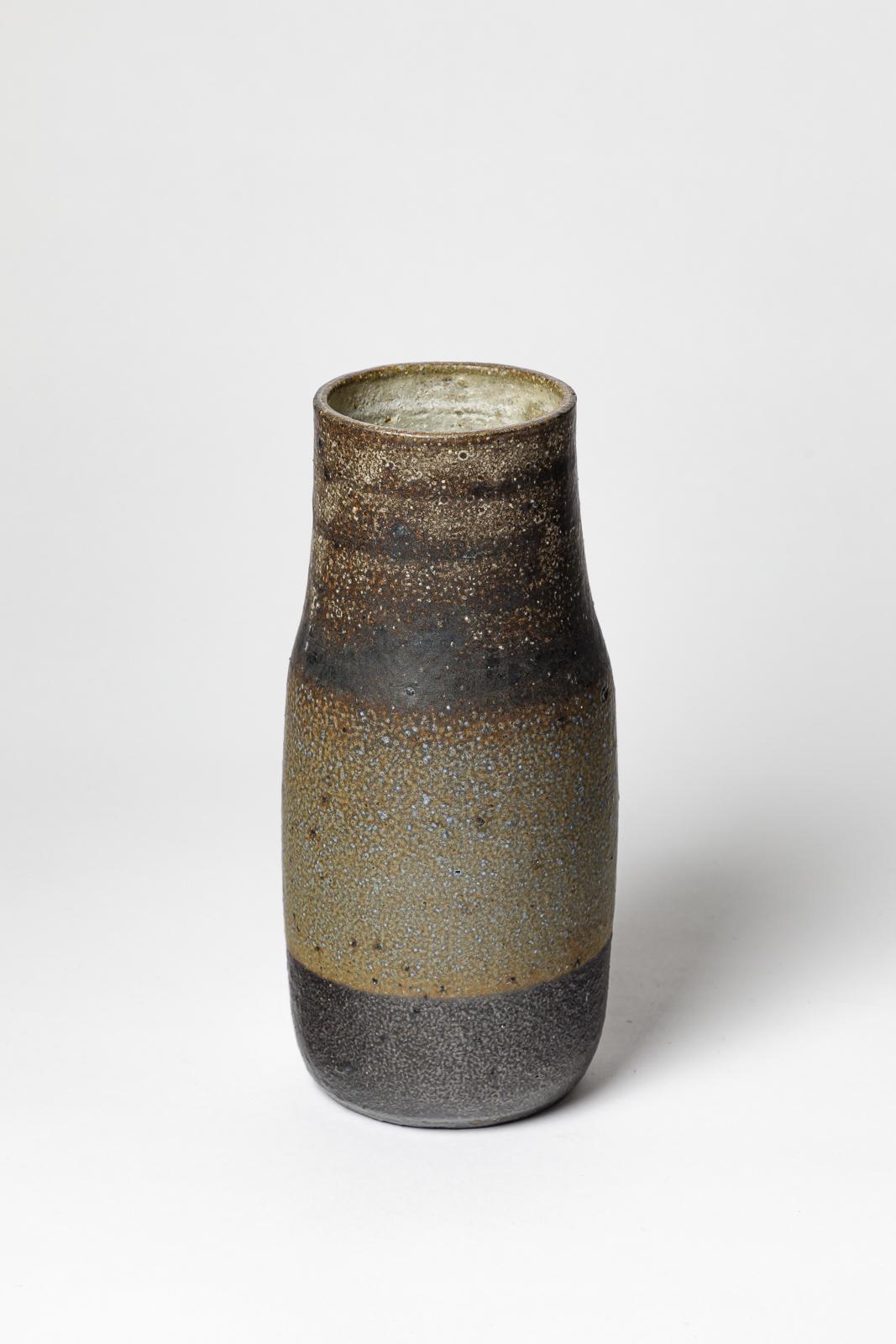 Francese Vaso in ceramica in gres nero e grigio del XX secolo, circa 1970, fatto a mano in vendita