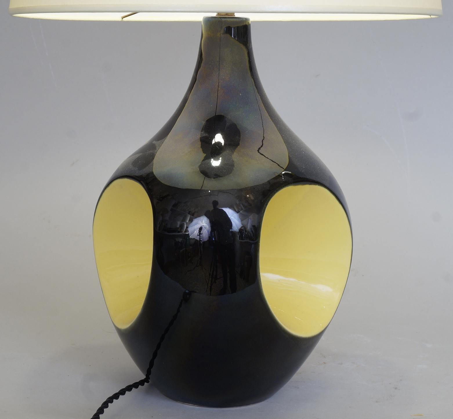 20th Century Black and Yellow Ceramic Table Lamps In Good Condition For Sale In Paris, FR