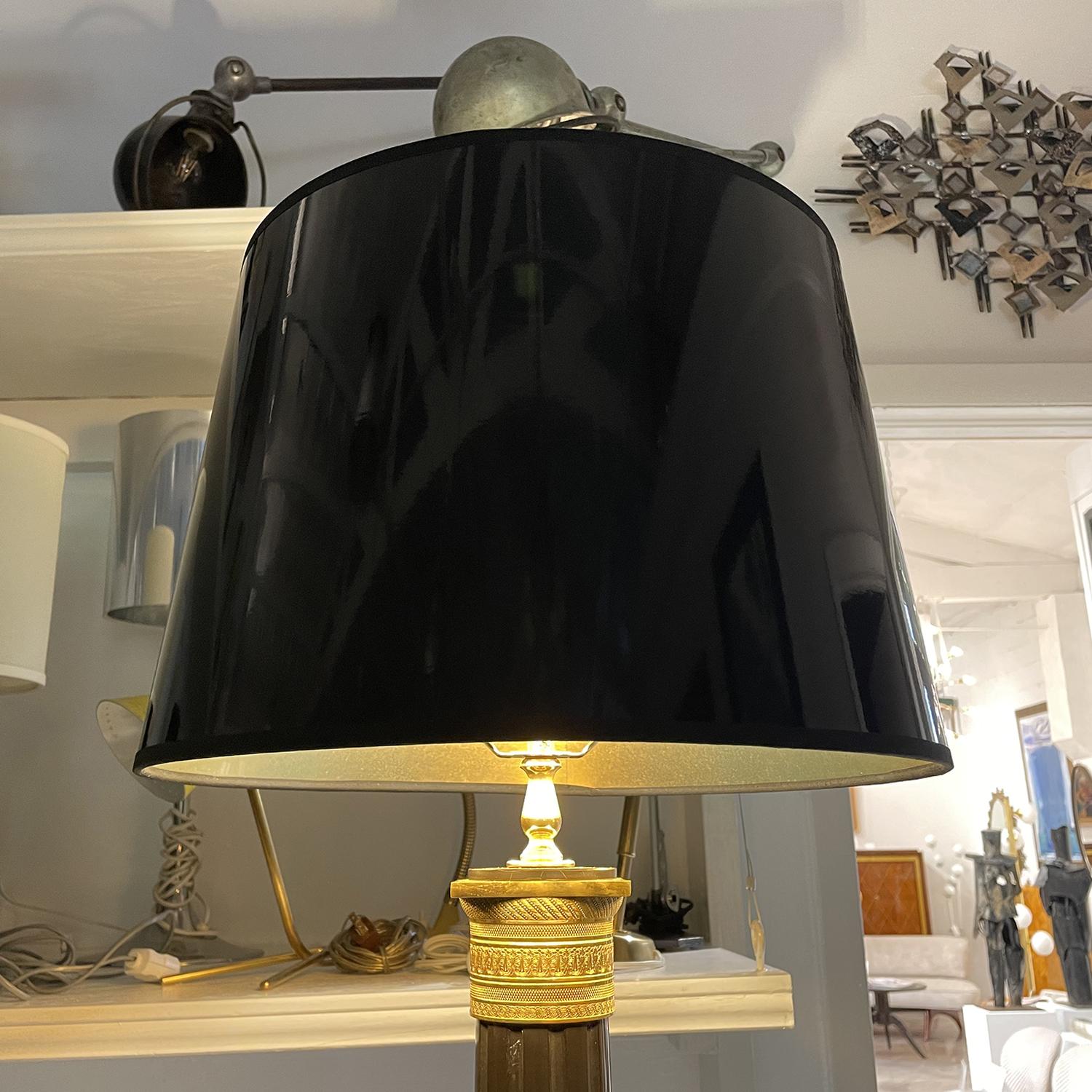 20th Century Black French Pair of Large Marble, Gilded Bronze Table Lights For Sale 5