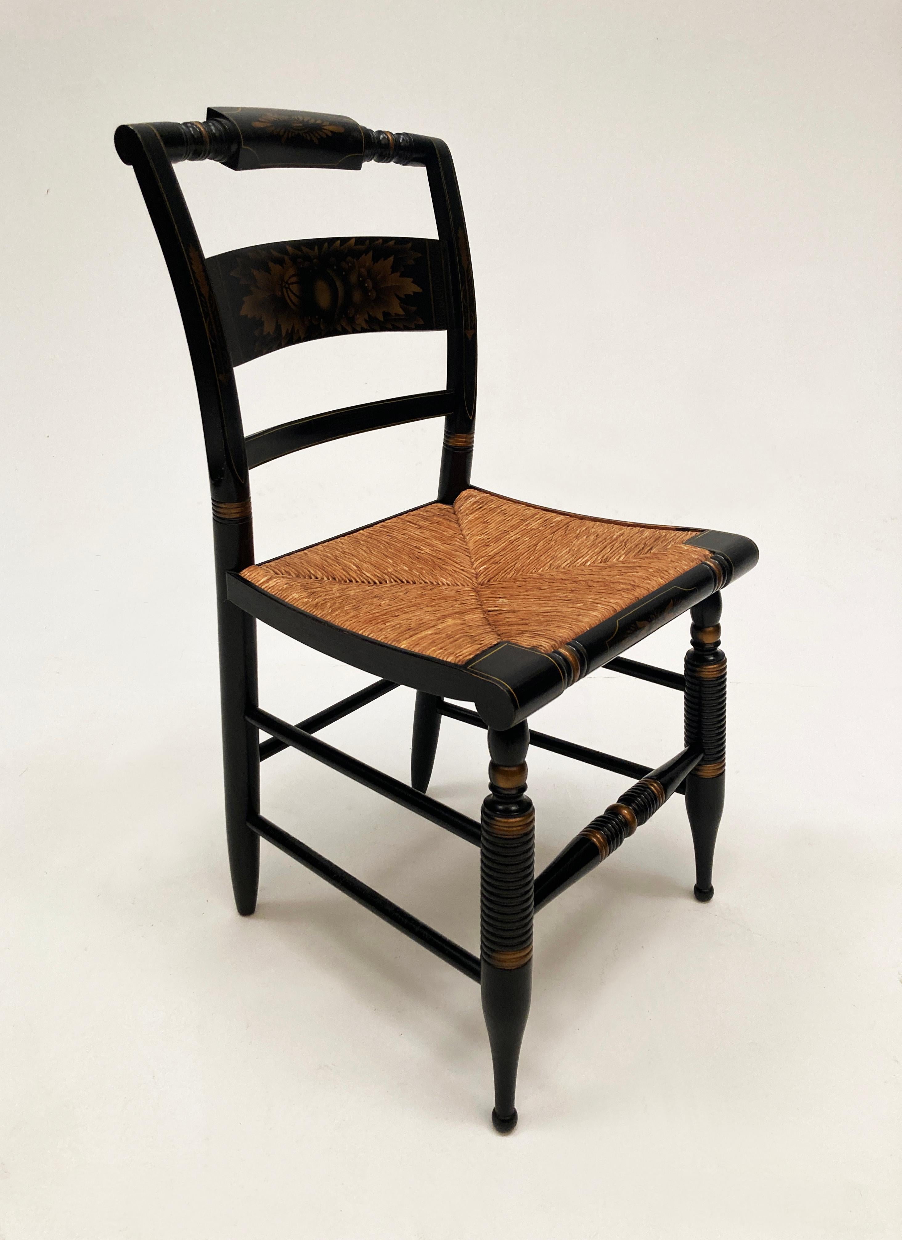 20th Century Black Hitchcock Rush Seat Dining Chairs Set of 4 In Good Condition In Louisville, KY