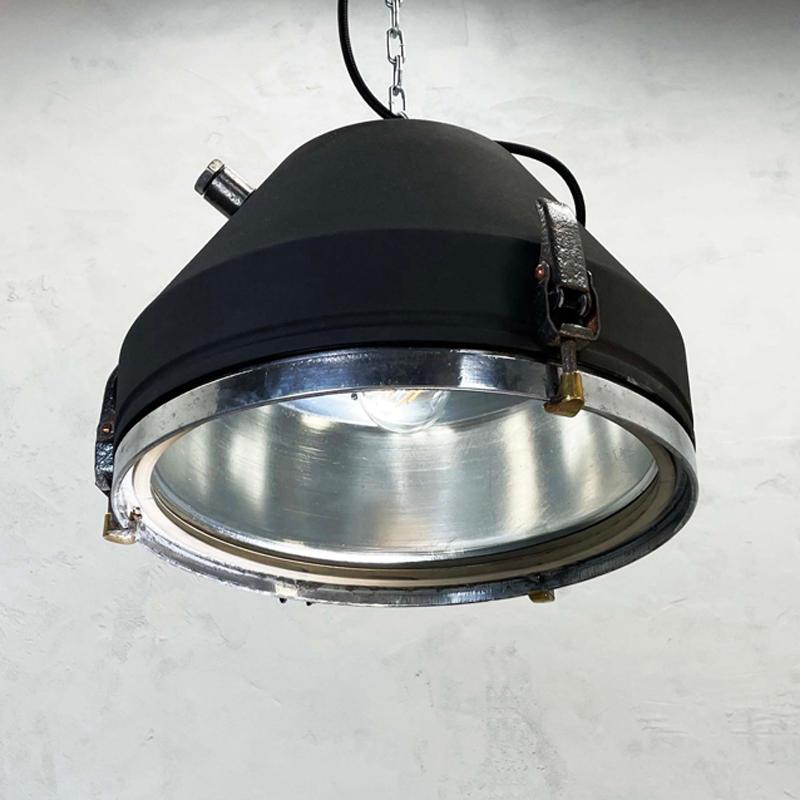 20th Century Black Industrial Iron Ceiling Light by Veb For Sale 7