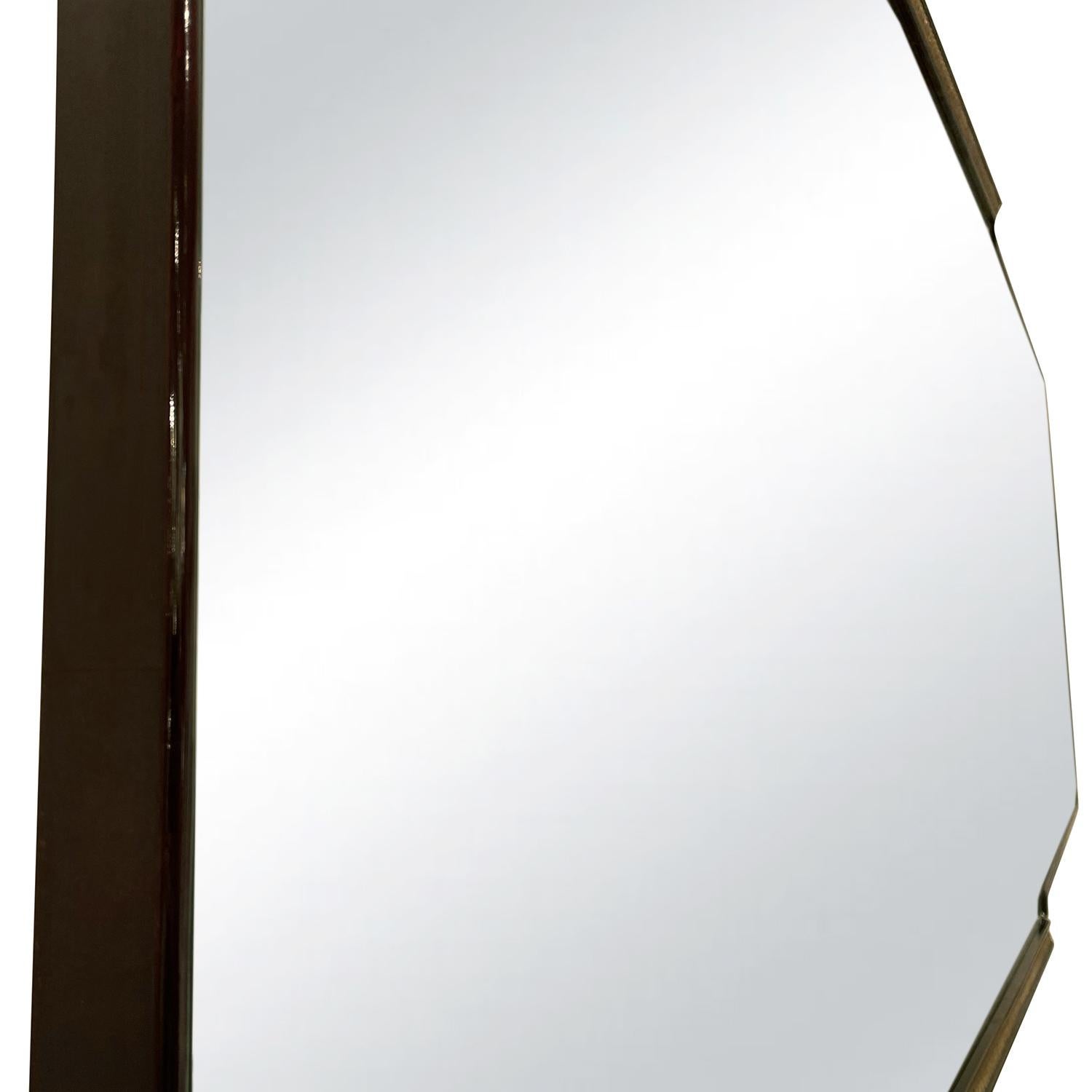 Hand-Crafted 20th Century Italian Modern Vintage Walnut Wall Glass Mirror by Osvaldo Borsani