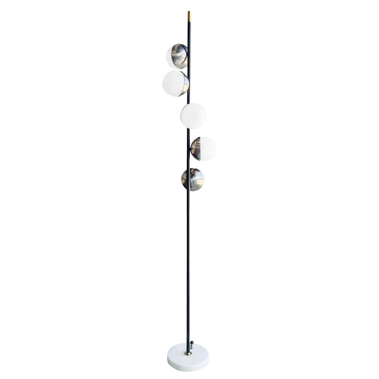 Lacquered 20th Century Black Italian Steel, Frosted Opaline Glass Floor Lamp by Stilnovo