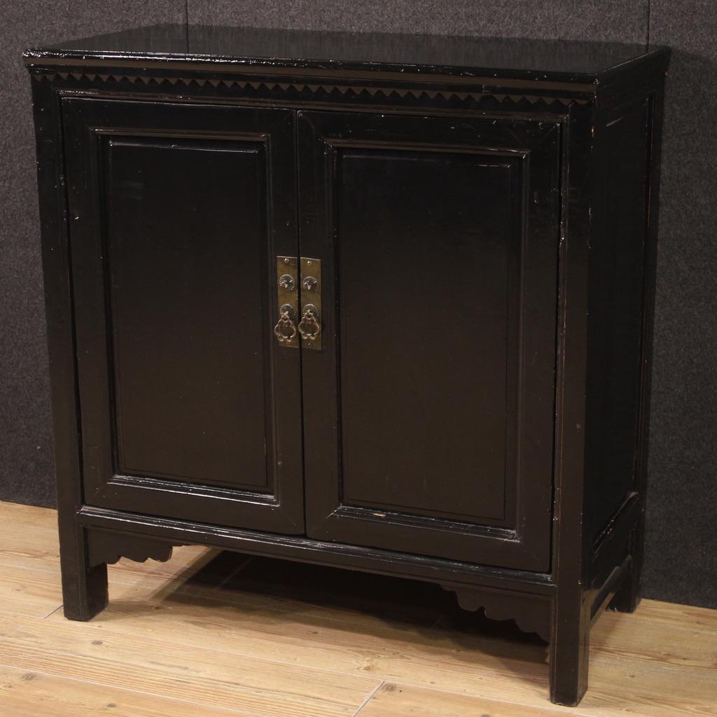 20th Century Black Lacquered Wood Chinese Sideboard, 1950s For Sale 8