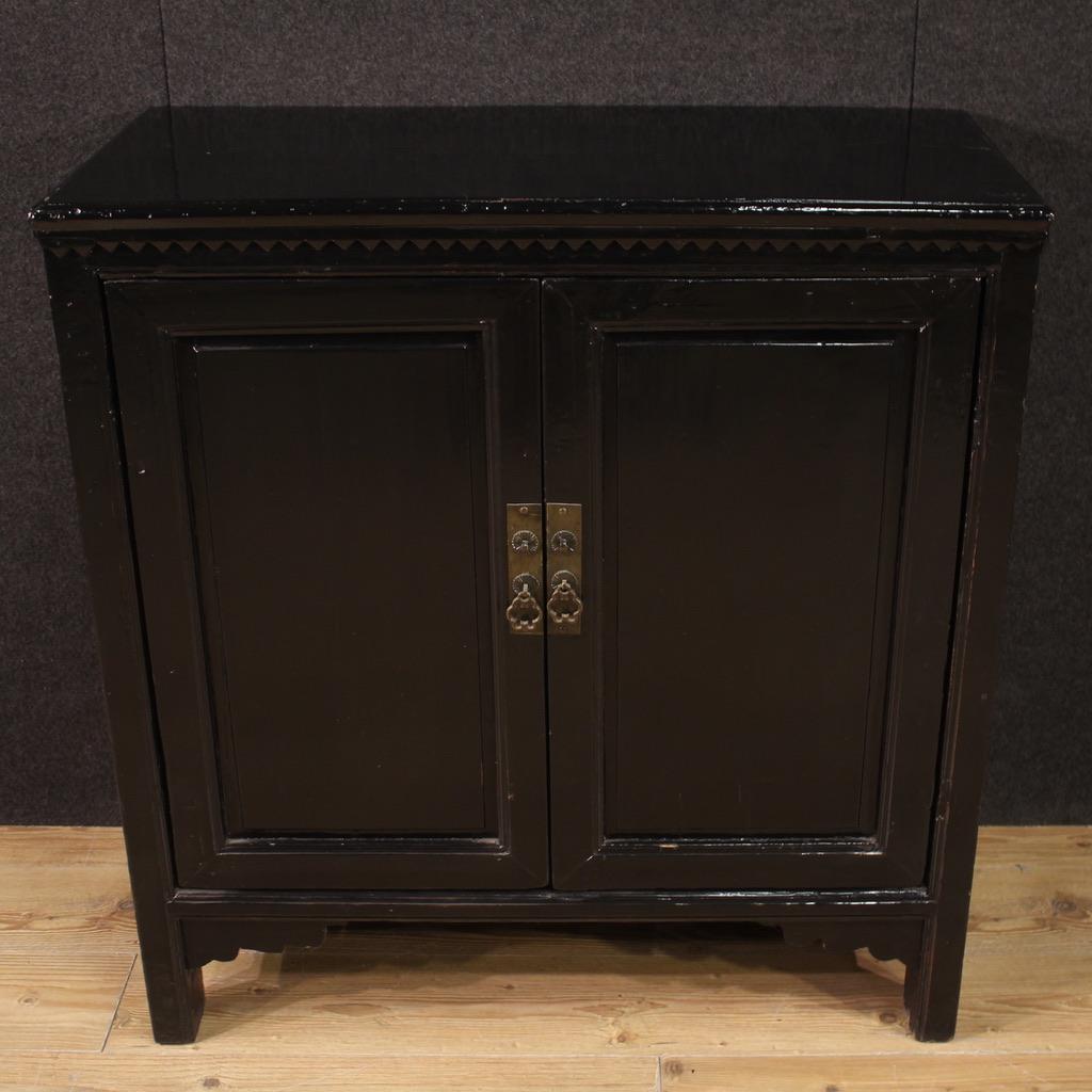 20th Century Black Lacquered Wood Chinese Sideboard, 1950s For Sale 3