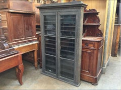 20th Century Black Painted Craquelé Wood French Display Cabinet with Shelves