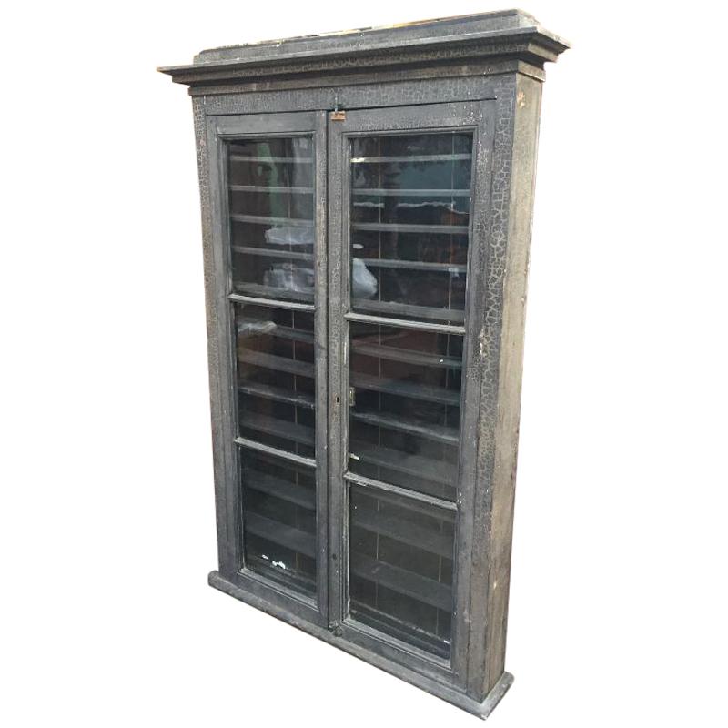 20th Century Black Painted Craquelé Wood French Display Cabinet with Shelves For Sale