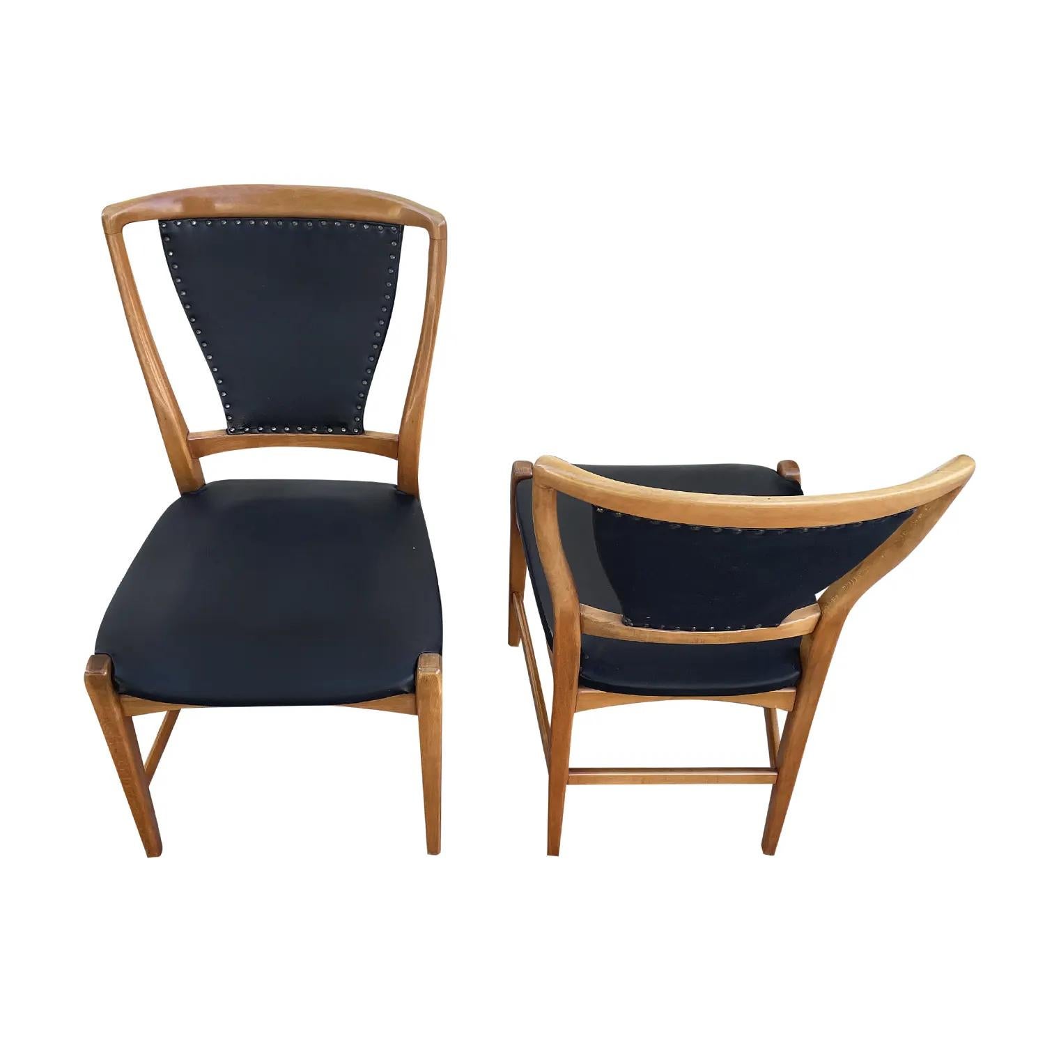 20e siècle Ensemble suédois noir de six chaises de salle à manger en bois de poirier d'époque en vente 2