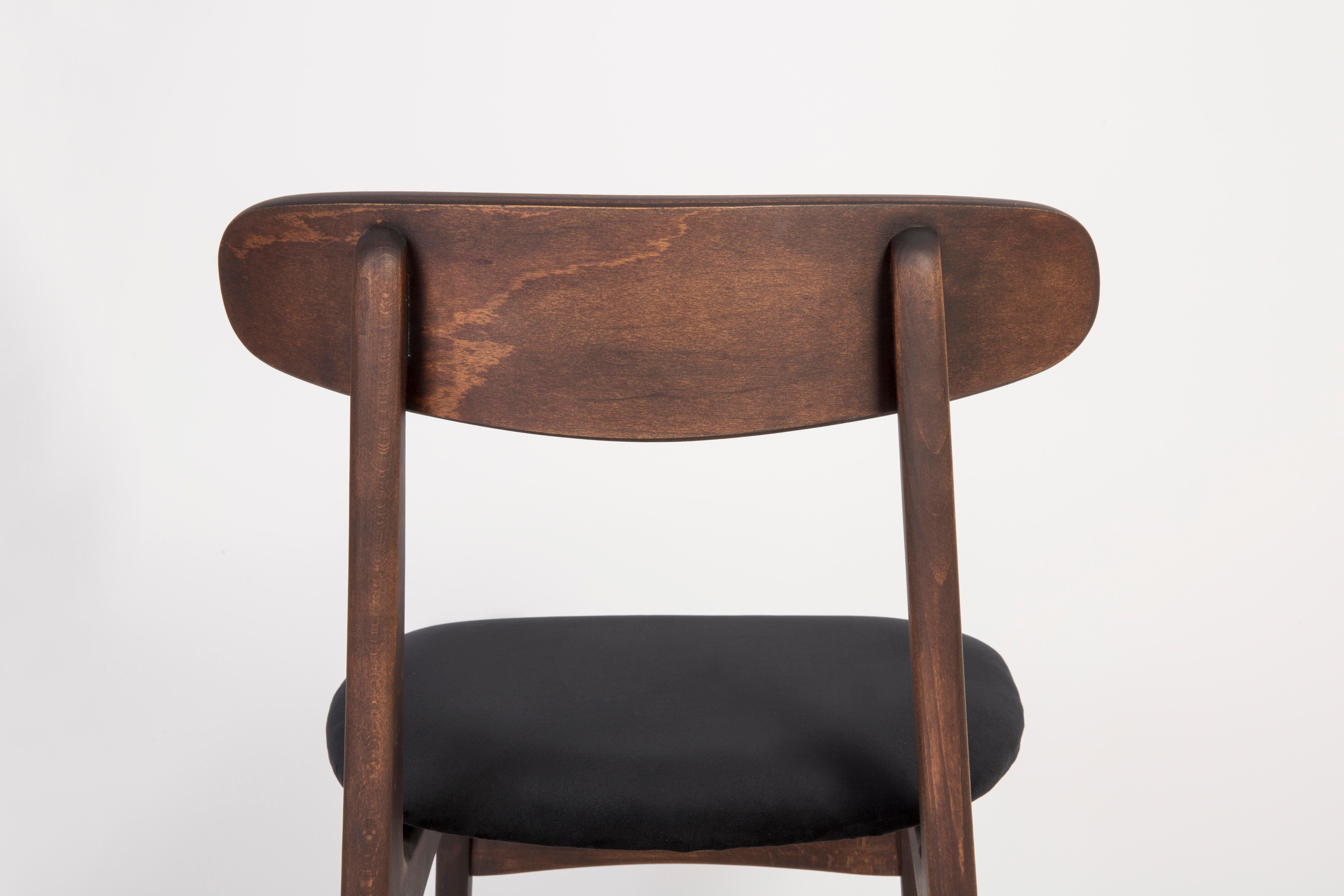 20th Century Black Velvet Chair, Rajmund Halas, Poland, 1960s For Sale 1